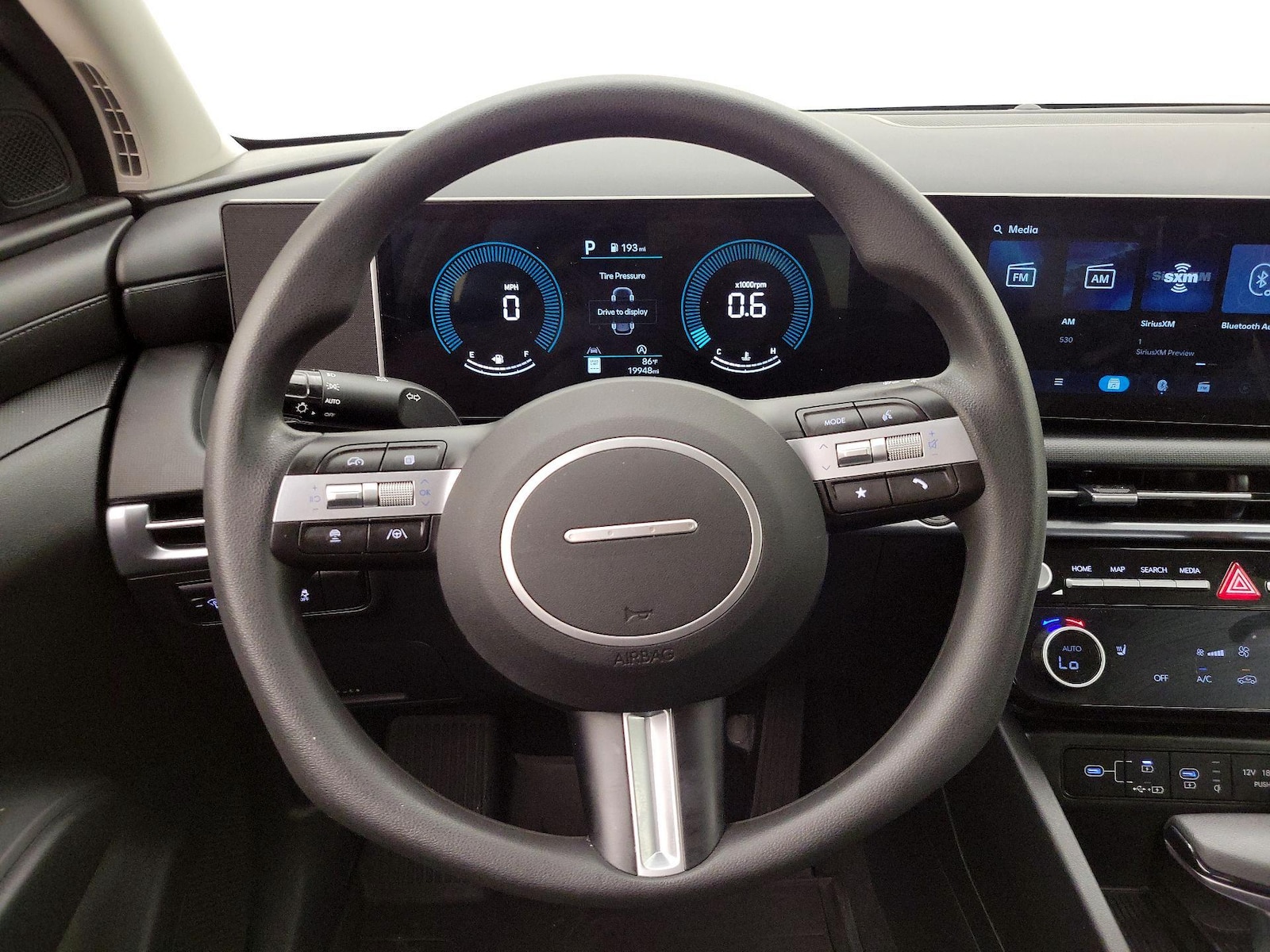 2025 Hyundai Tucson SEL - Photo 11
