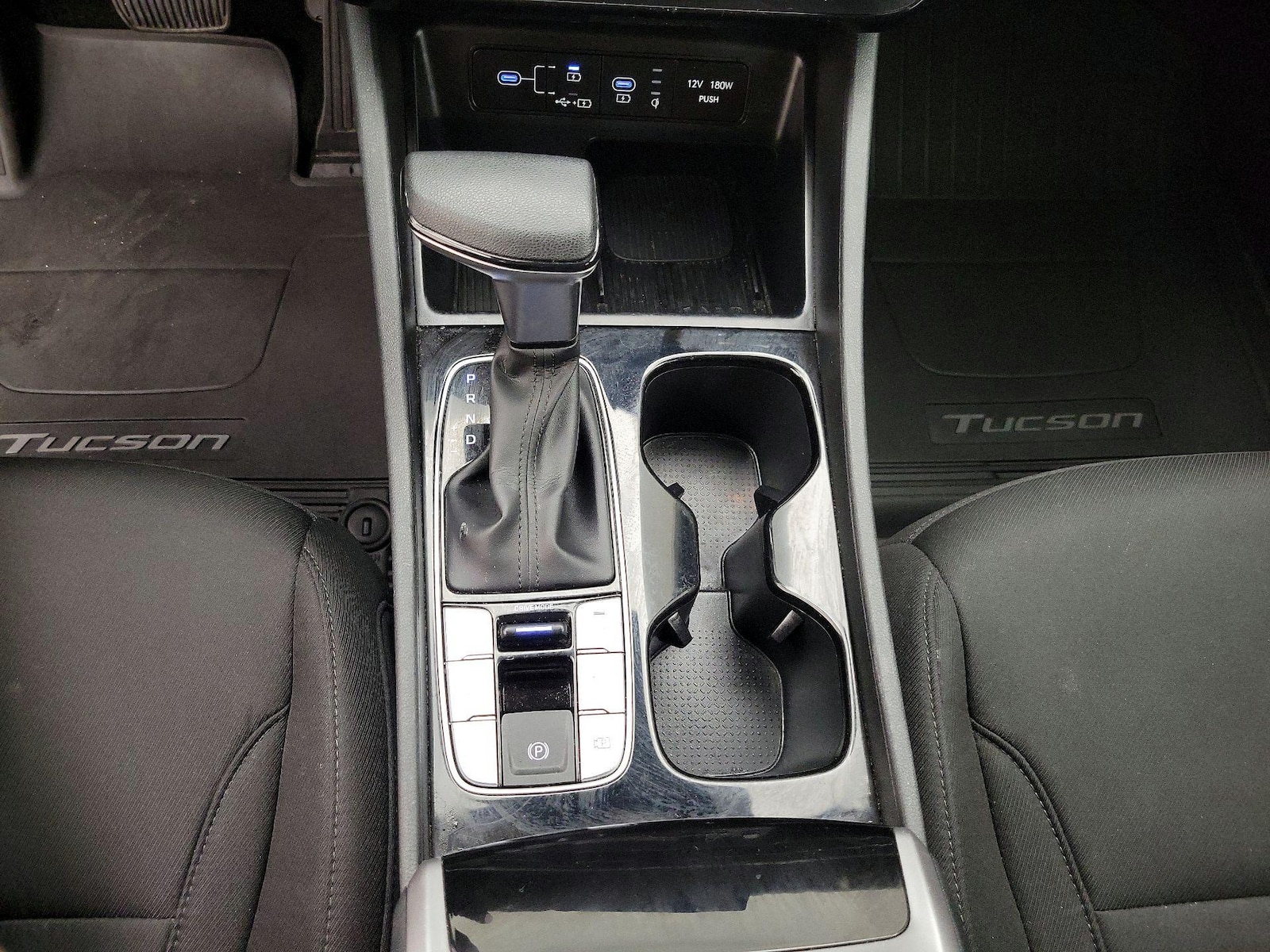 2025 Hyundai Tucson SEL - Photo 18