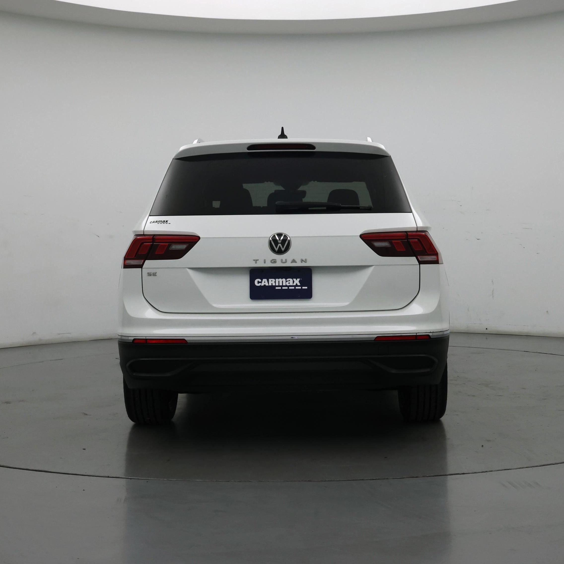 Thumbnail: 2023 Volkswagen Tiguan - 6