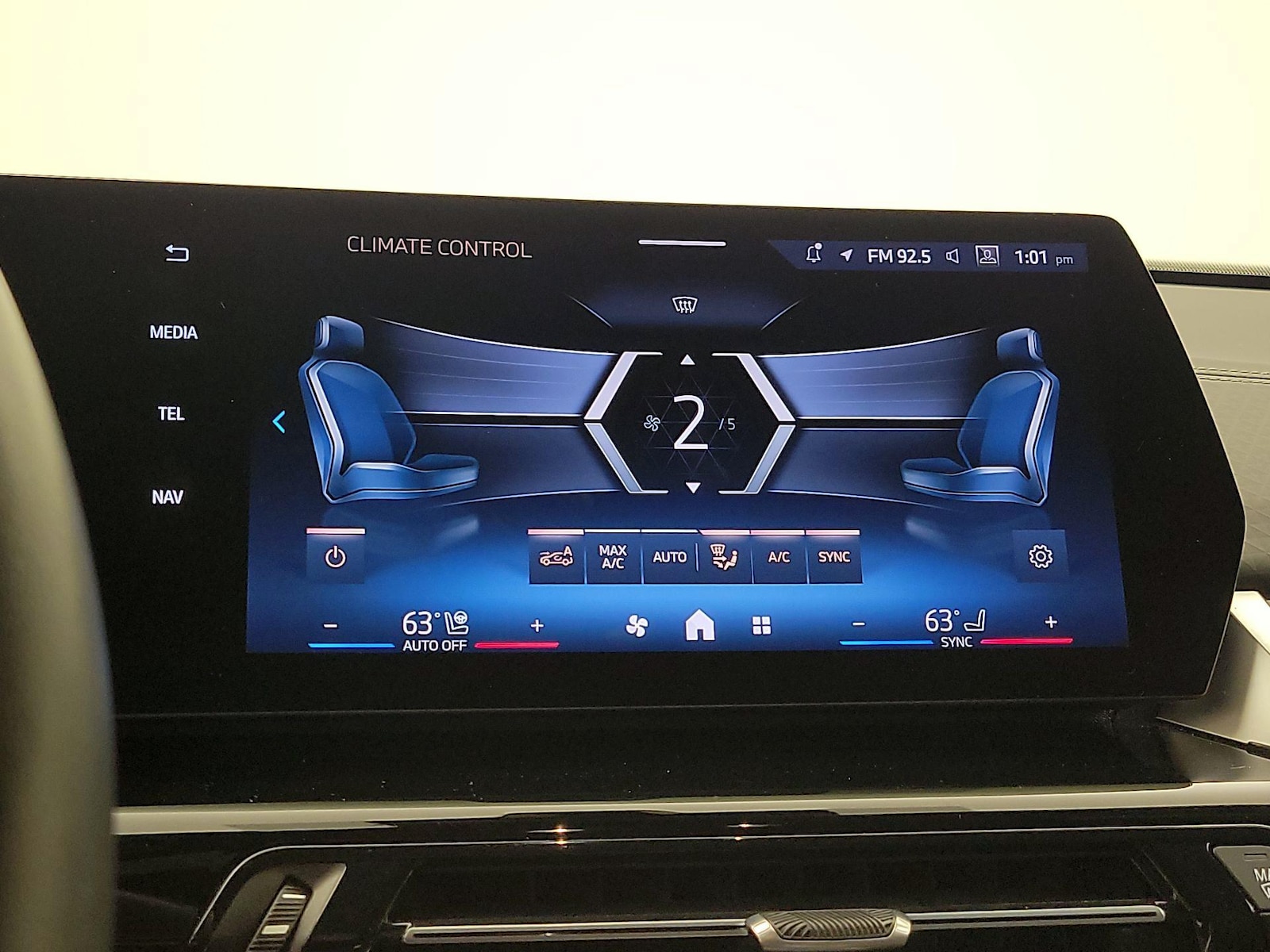 2025 BMW X2 28i - Photo 17