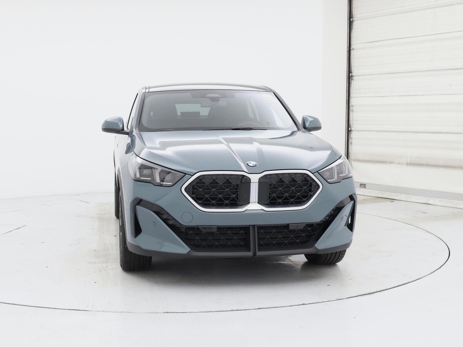 2025 BMW X2 28i - Photo 6