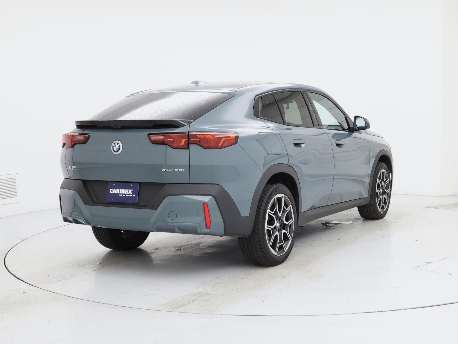 2025 BMW X2 28i - Photo 9