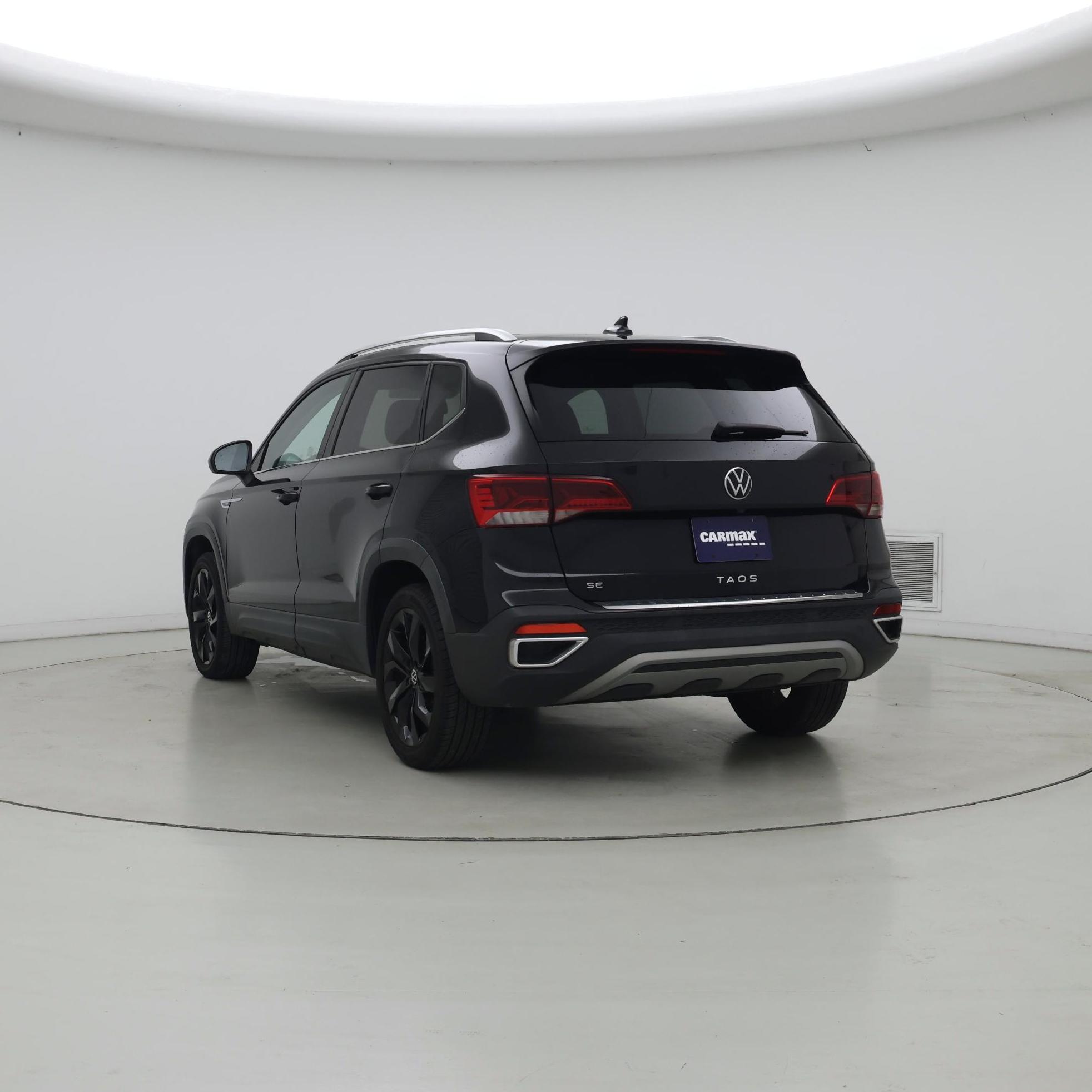 Thumbnail: 2022 Volkswagen Taos - 2