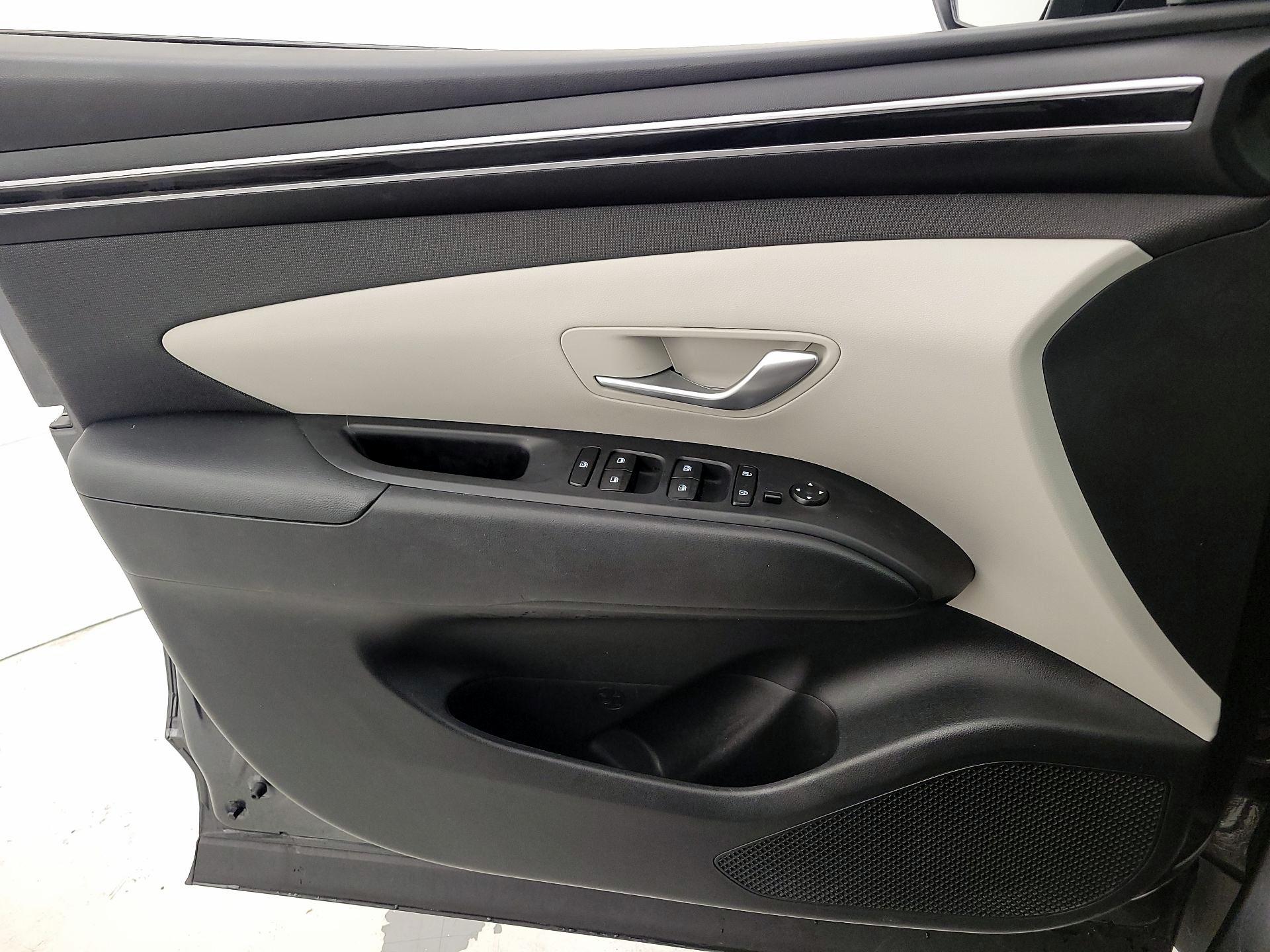Thumbnail: 2023 Hyundai Tucson - 12