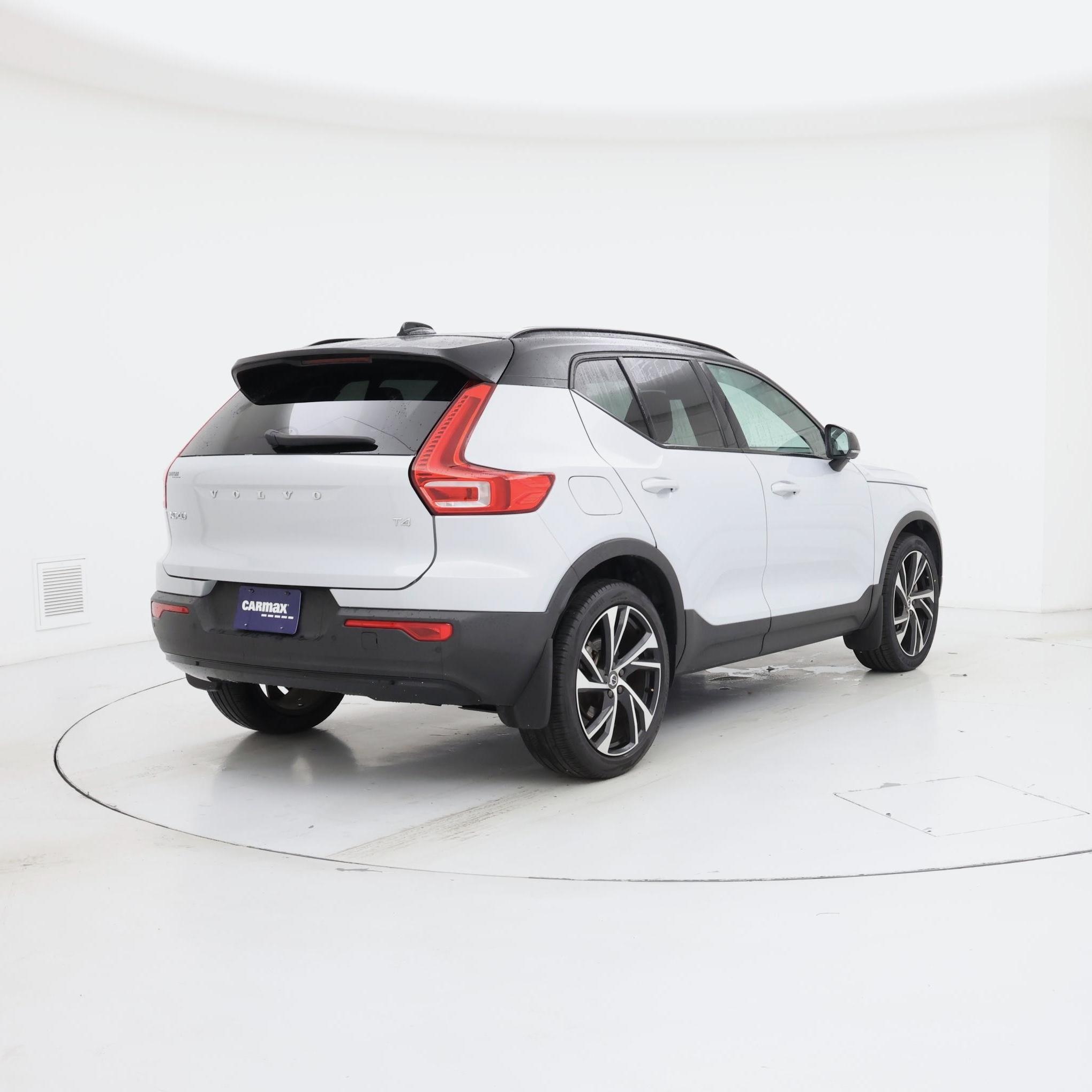 Thumbnail: 2021 Volvo XC40 - 8