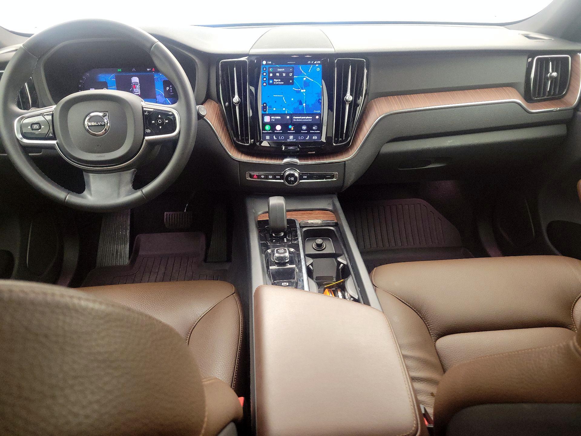 Thumbnail: 2024 Volvo XC60 - 9