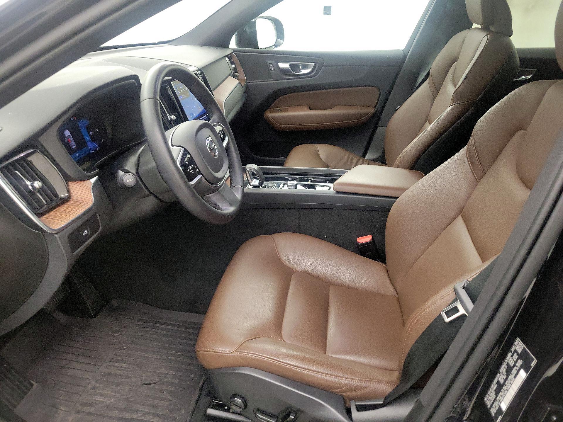Thumbnail: 2024 Volvo XC60 - 11