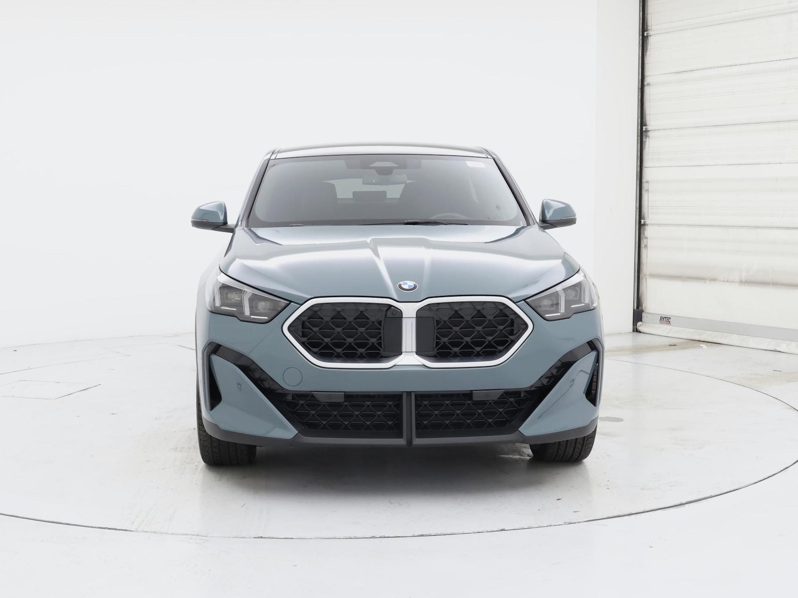 2025 BMW X2 28i - Photo 6