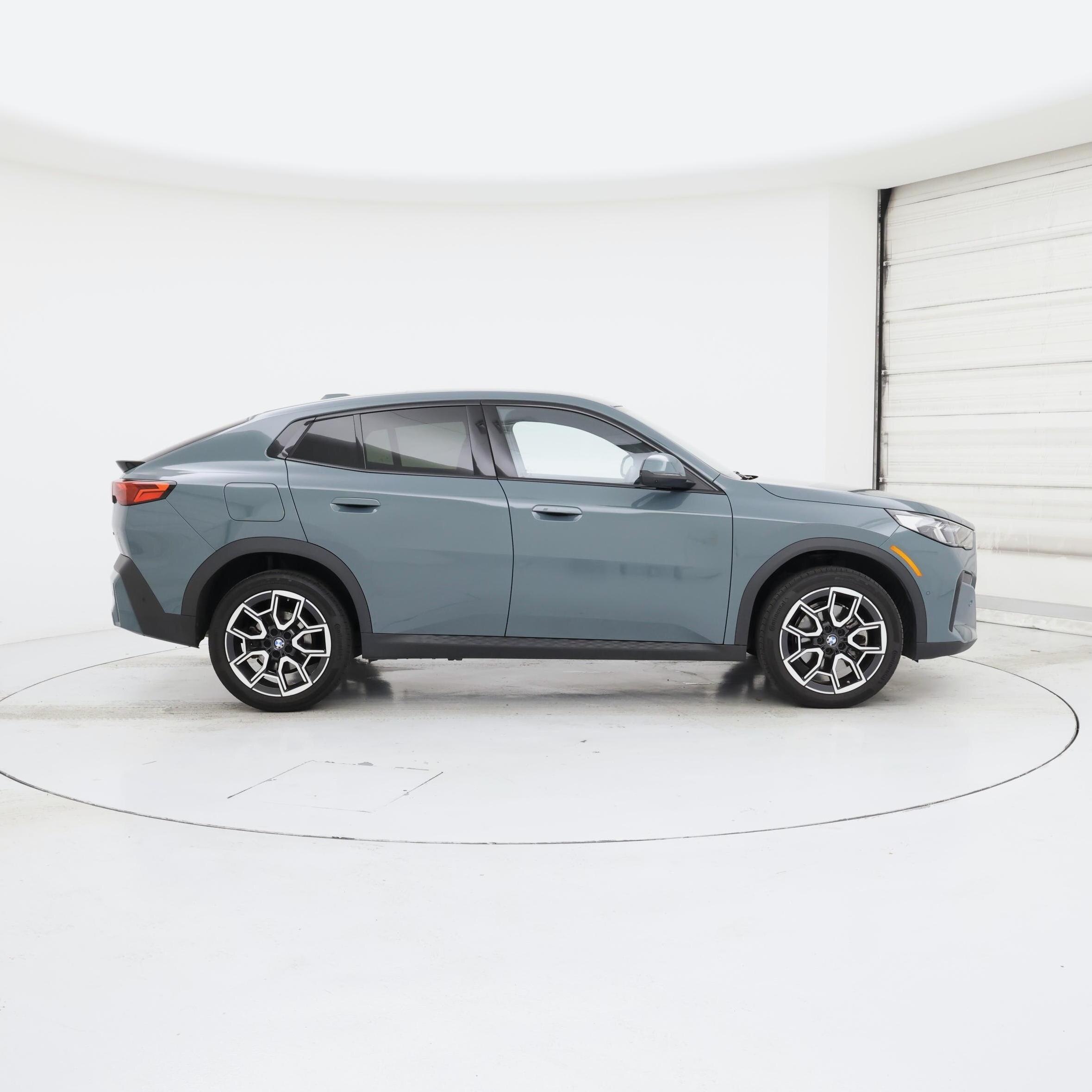 Thumbnail: 2025 BMW X2 - 7