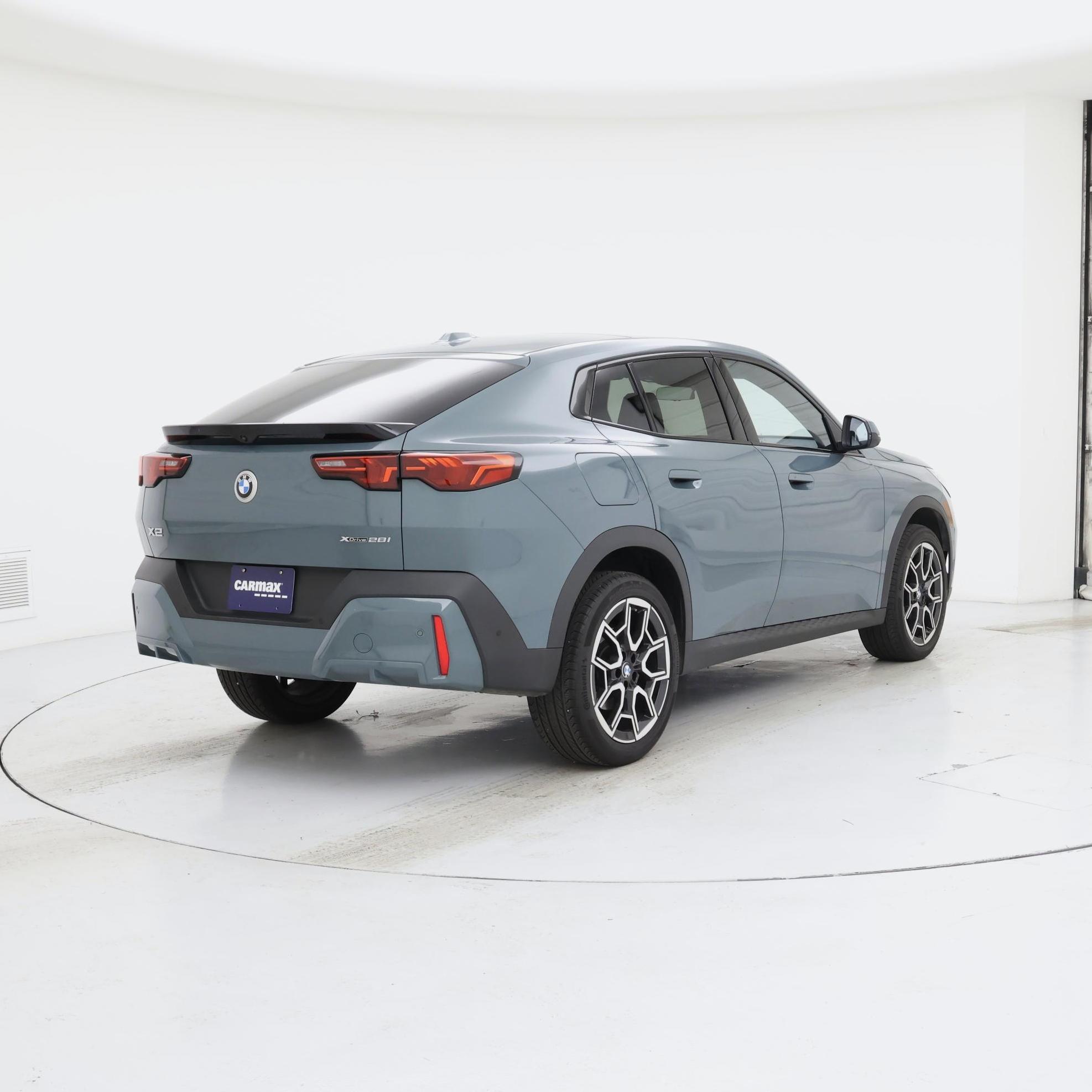 Thumbnail: 2025 BMW X2 - 8