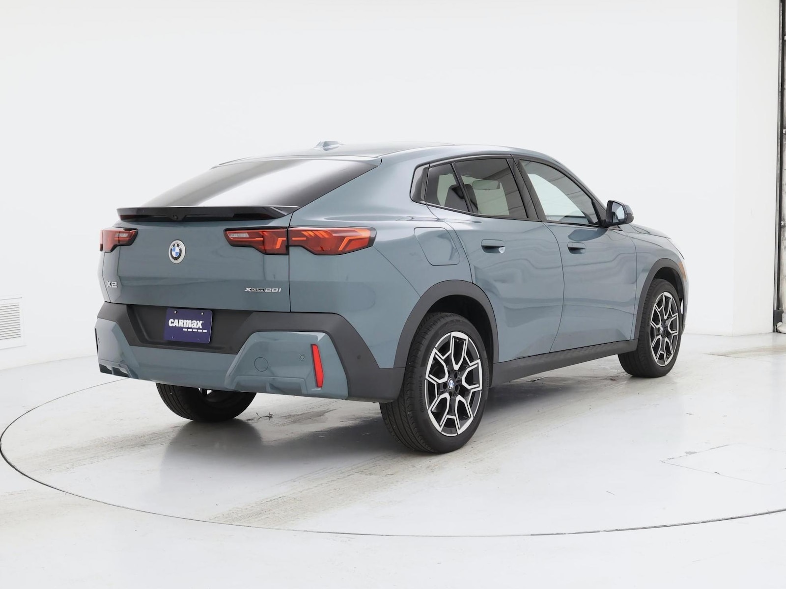 2025 BMW X2 28i - Photo 9