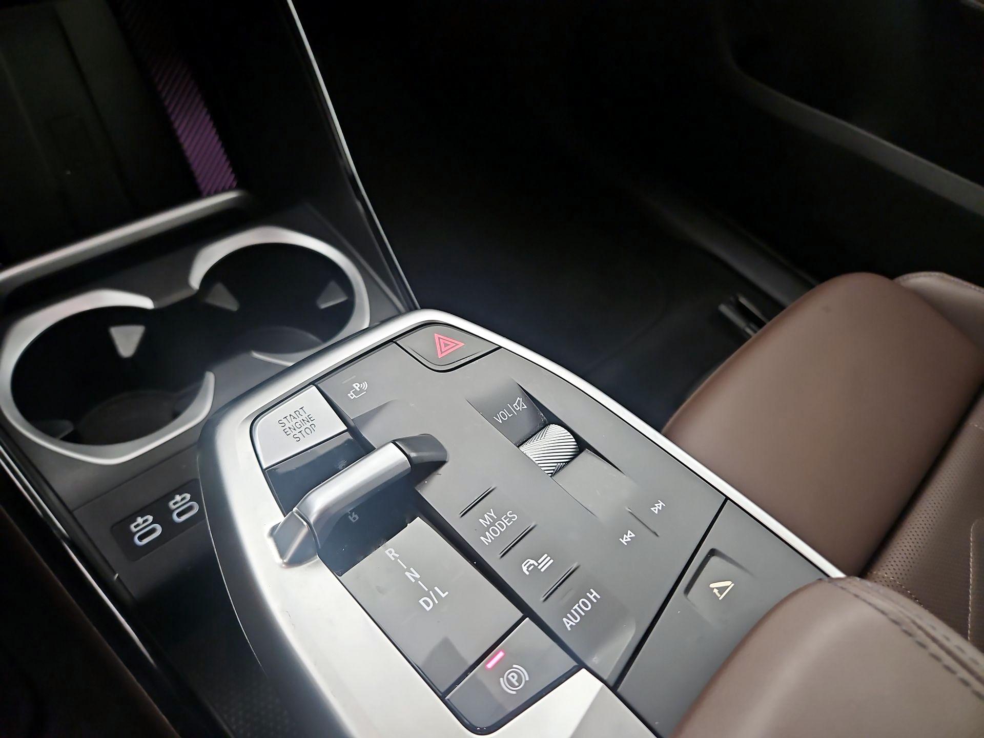 Thumbnail: 2025 BMW X2 - 15