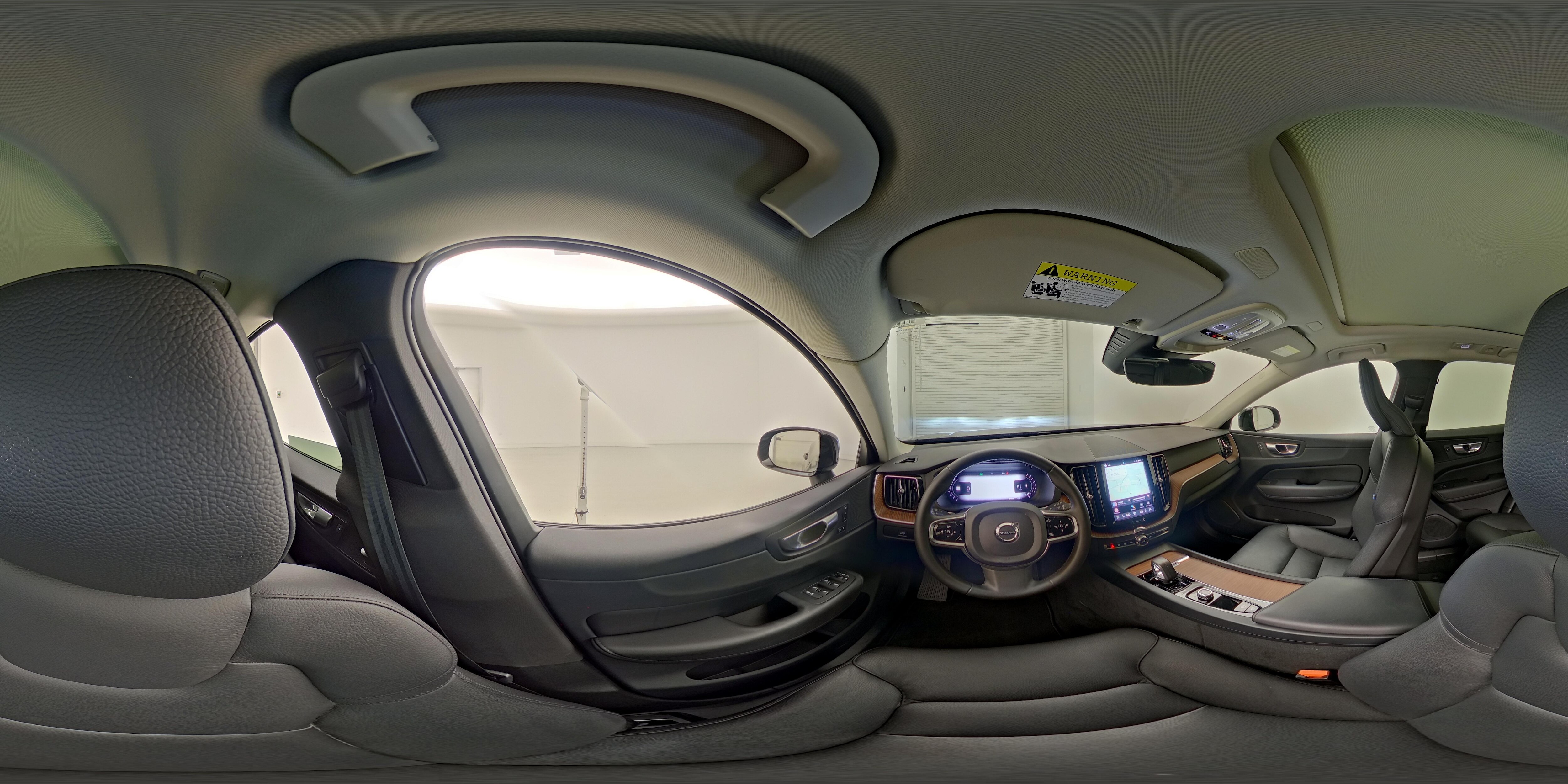 2024 Volvo XC60 Plus - Photo 29
