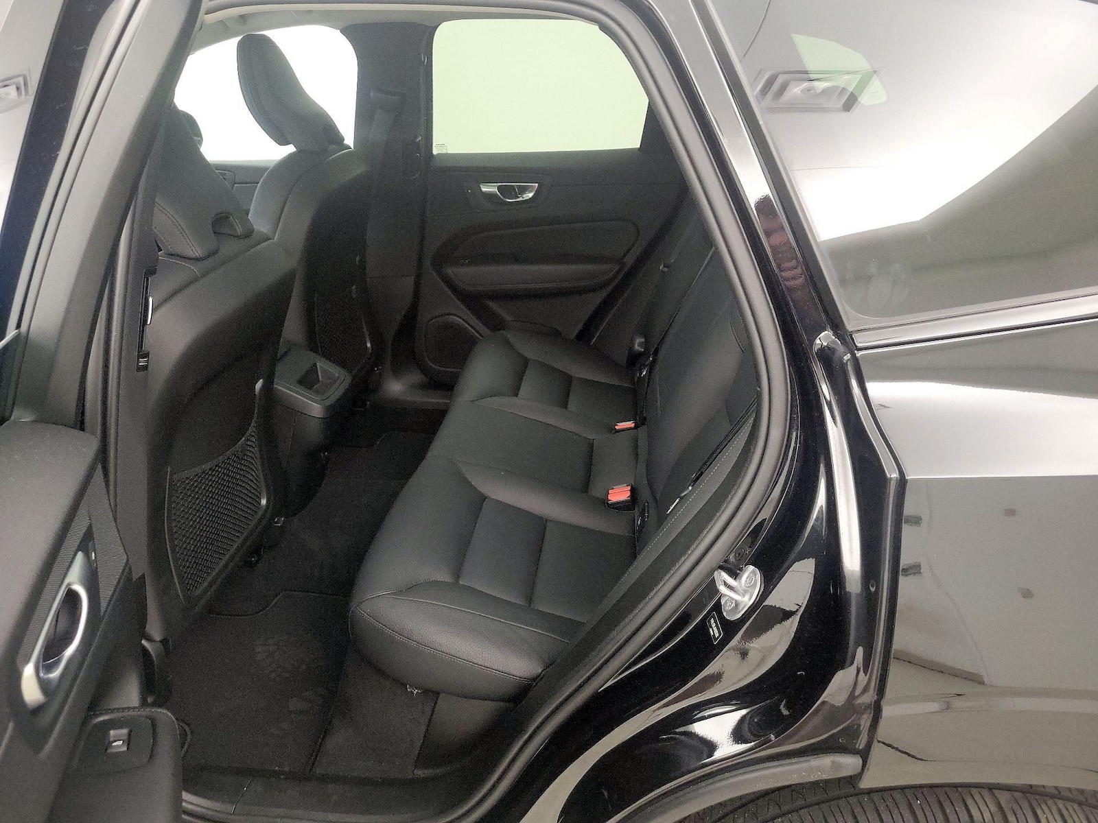 2024 Volvo XC60 Plus - Photo 22