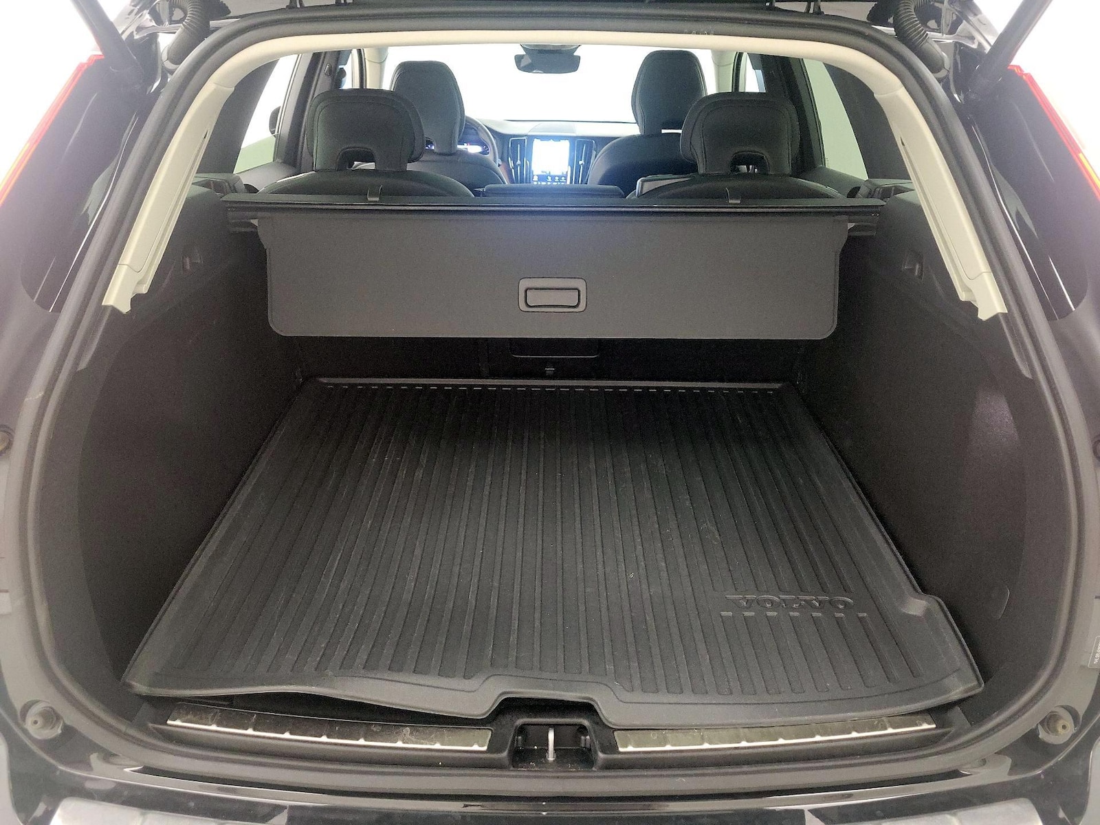 2024 Volvo XC60 Plus - Photo 23