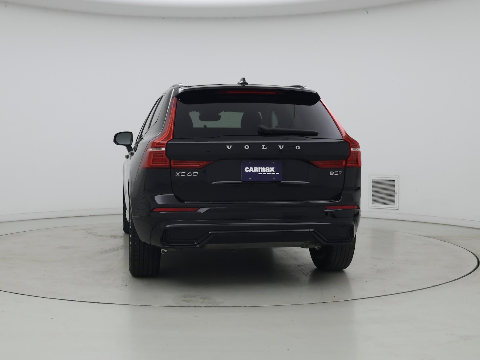 2024 Volvo XC60 Plus - Photo 7