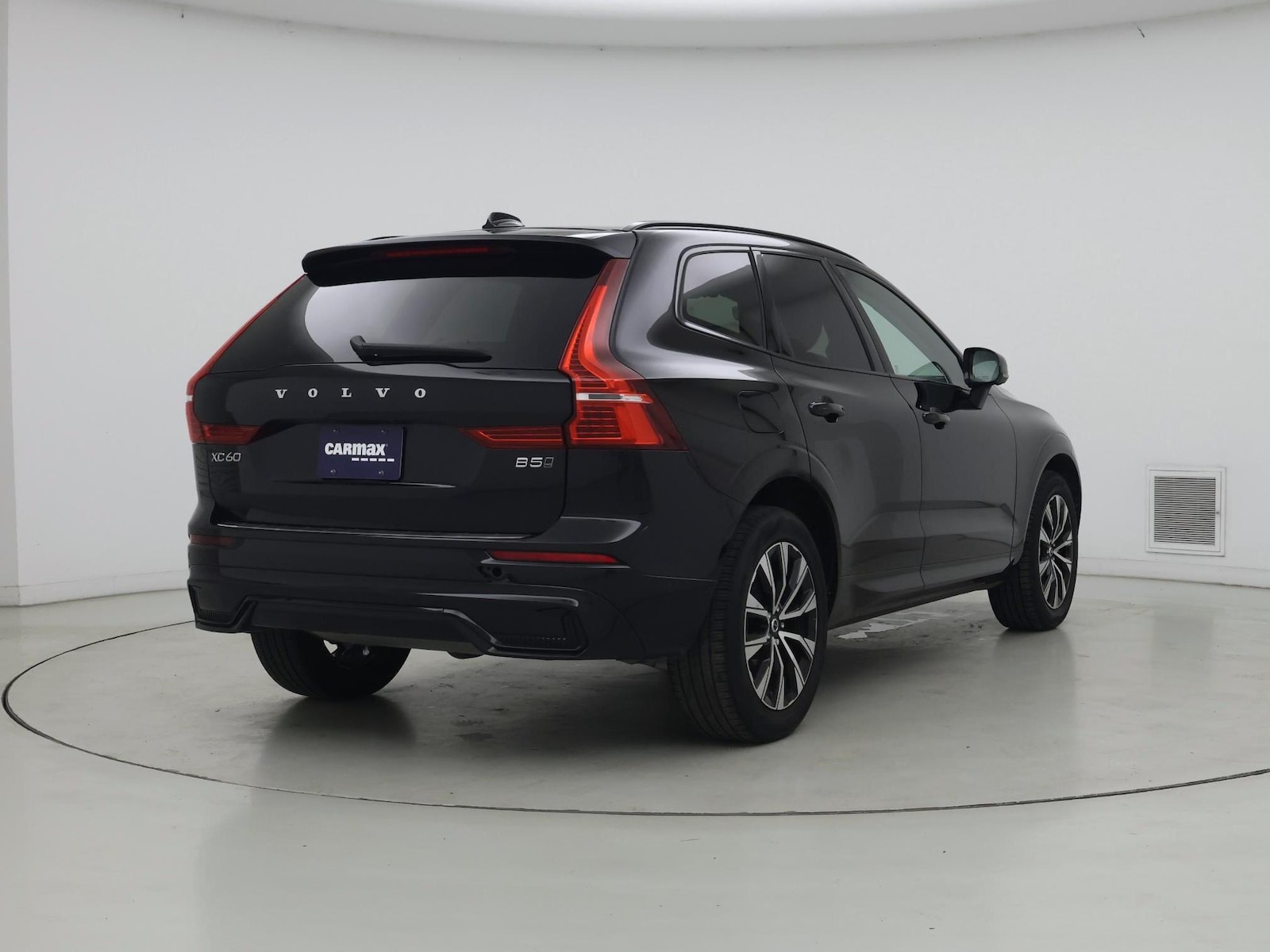 2024 Volvo XC60 Plus - Photo 9