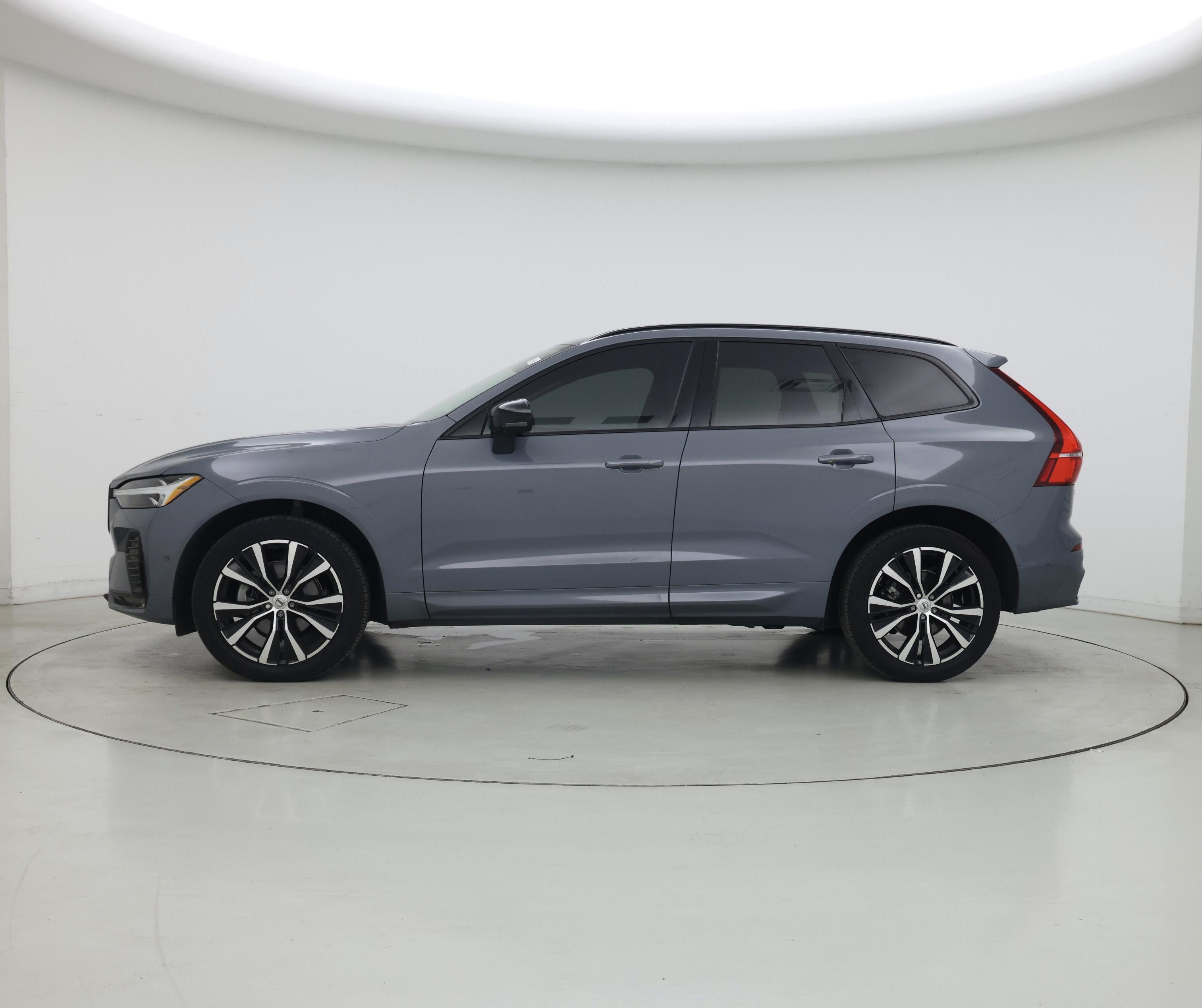 Thumbnail: 2024 Volvo XC60 - 3