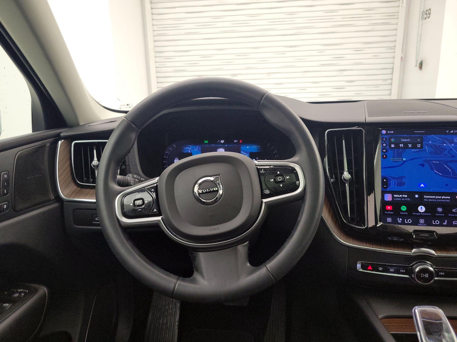 Thumbnail: 2023 Volvo XC60 - 10