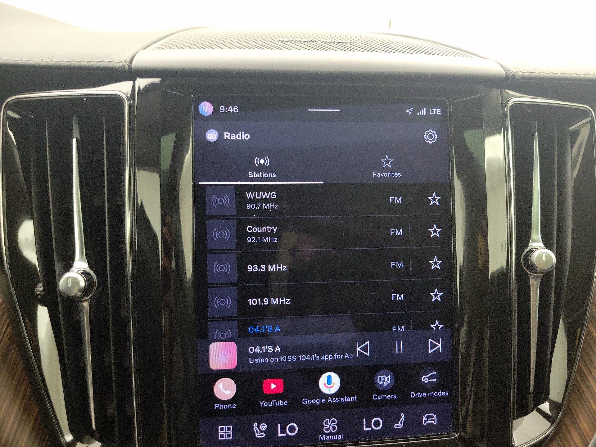 Thumbnail: 2023 Volvo XC60 - 16