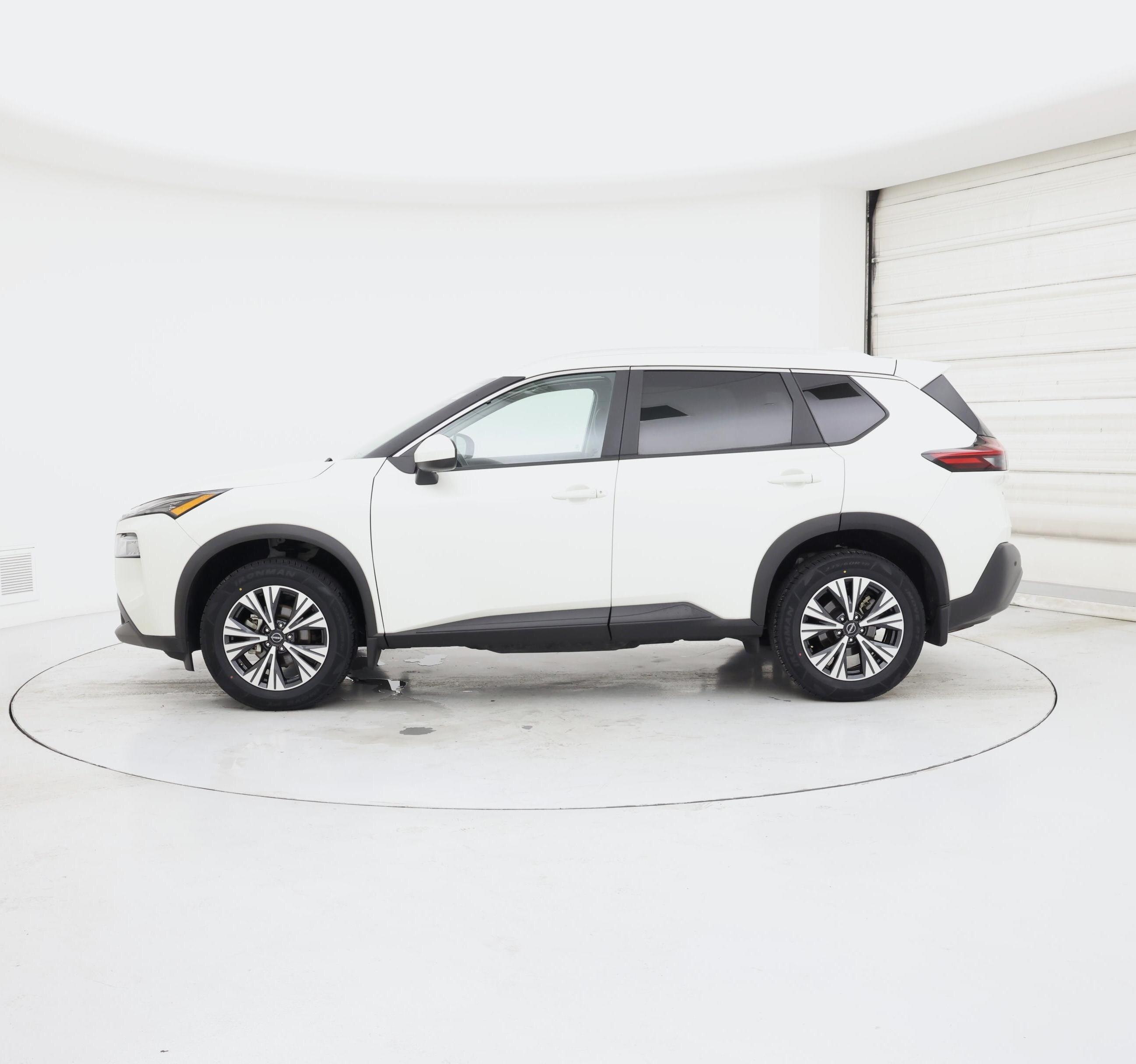 Thumbnail: 2023 Nissan Rogue - 3