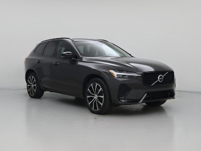 2024 Volvo XC60 B5 Plus Dark Theme