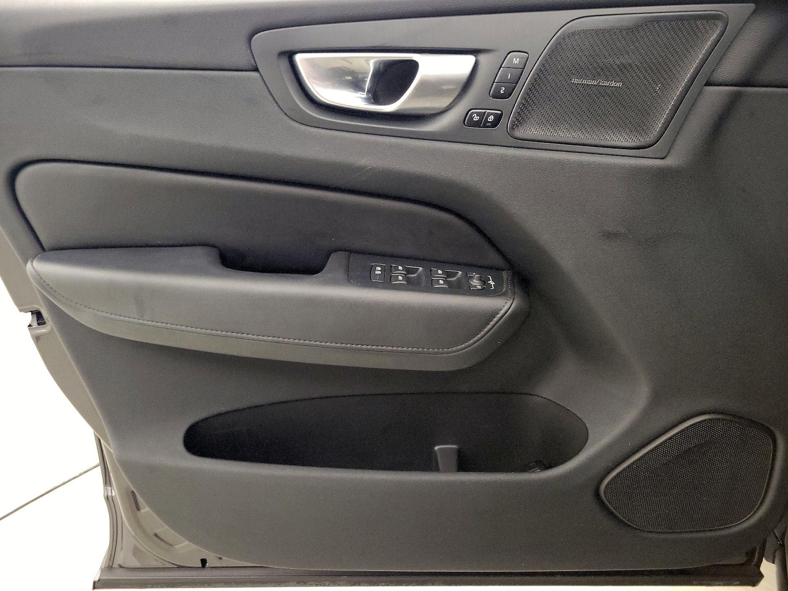 2024 Volvo XC60 Plus - Photo 13
