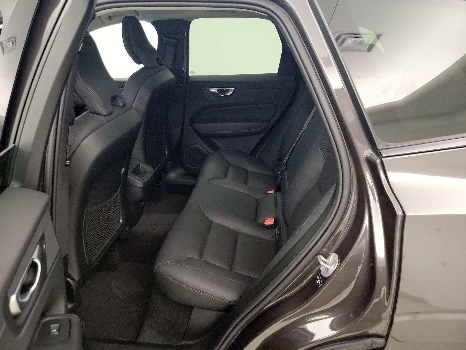 2024 Volvo XC60 Plus - Photo 22