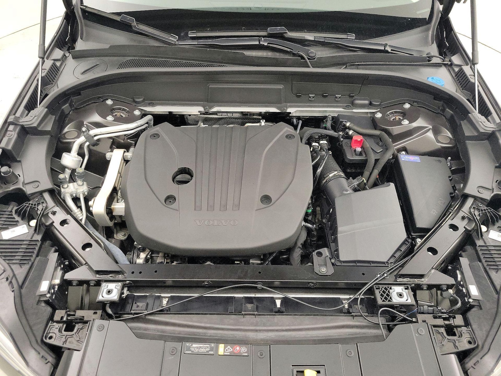 2024 Volvo XC60 Plus - Photo 25