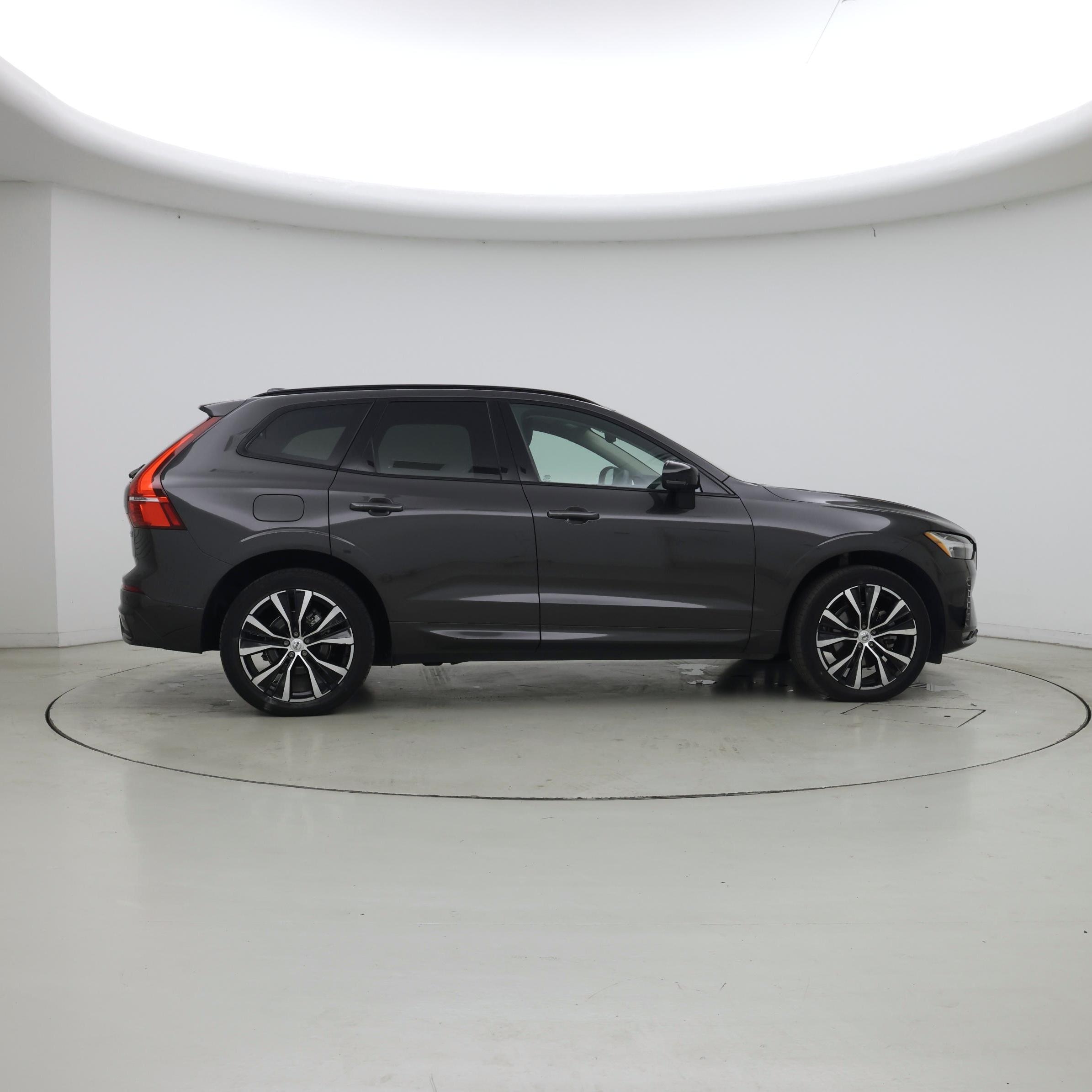 Thumbnail: 2024 Volvo XC60 - 7