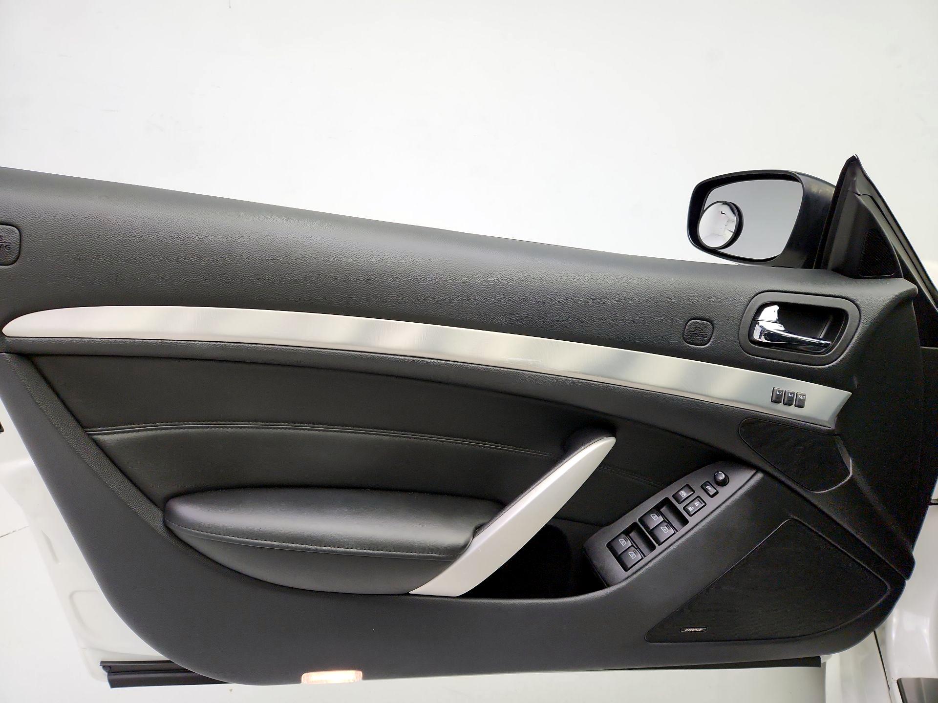Thumbnail: 2015 INFINITI Q60 - 12