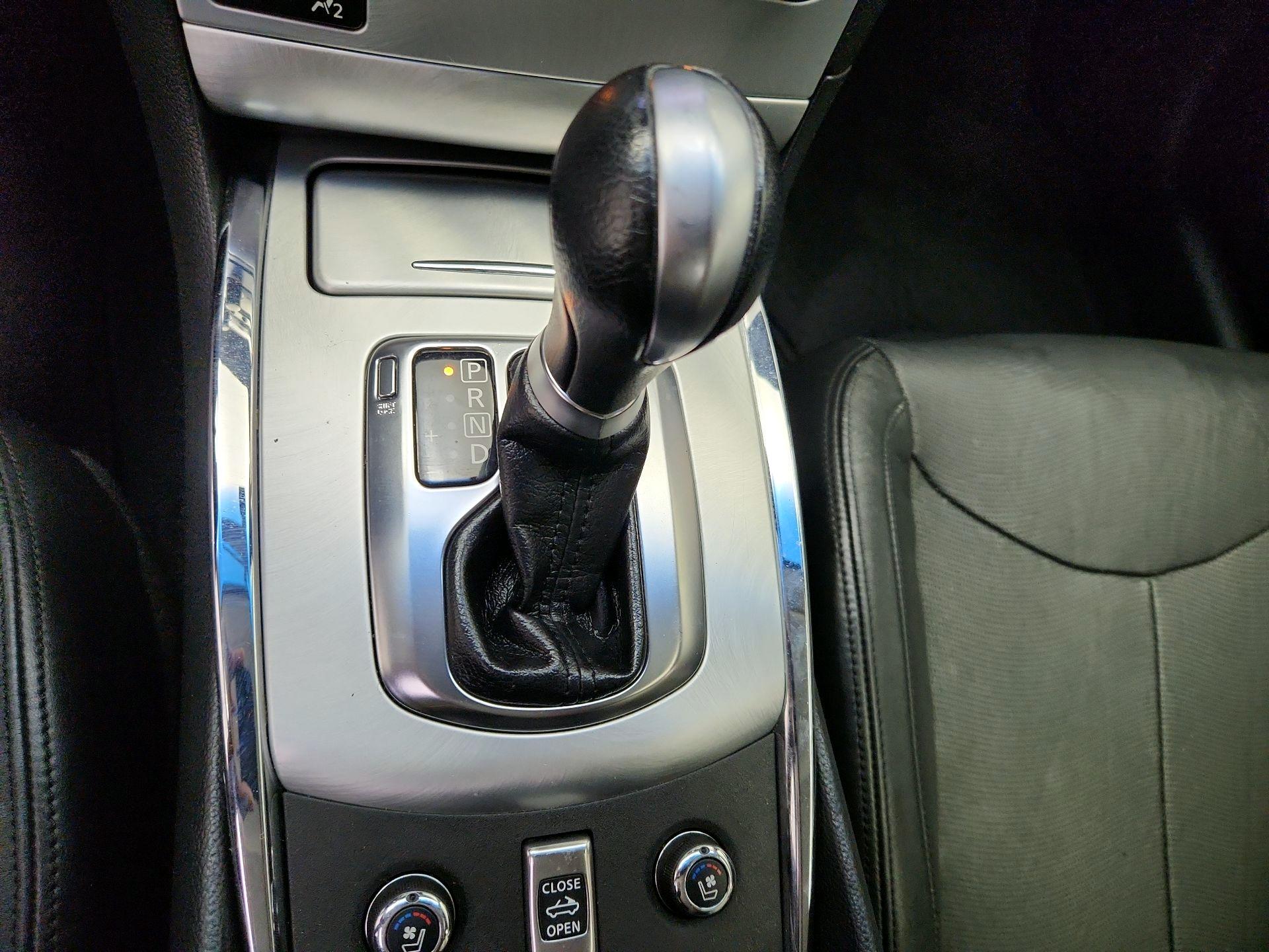 Thumbnail: 2015 INFINITI Q60 - 18