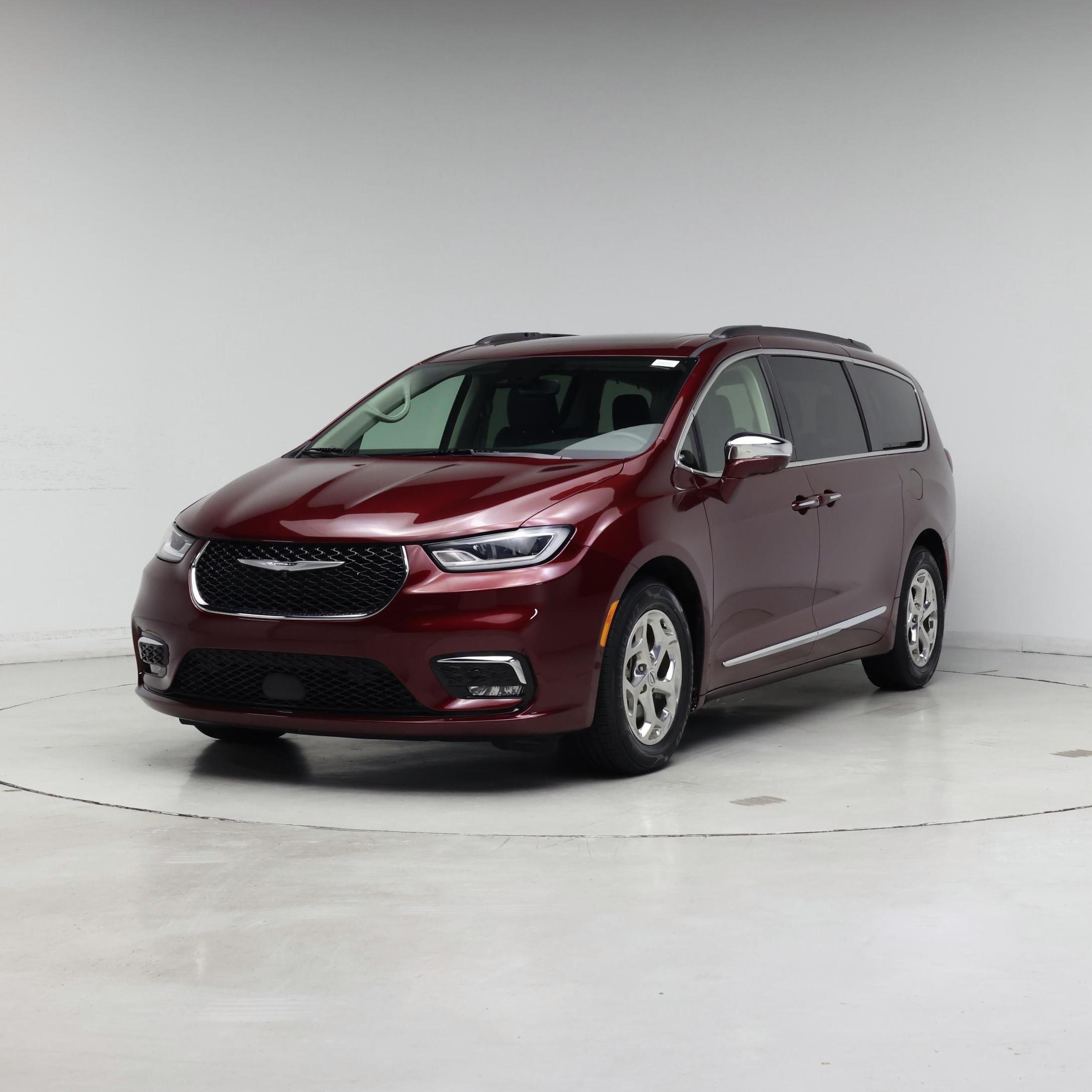 Thumbnail: 2022 Chrysler Pacifica - 4