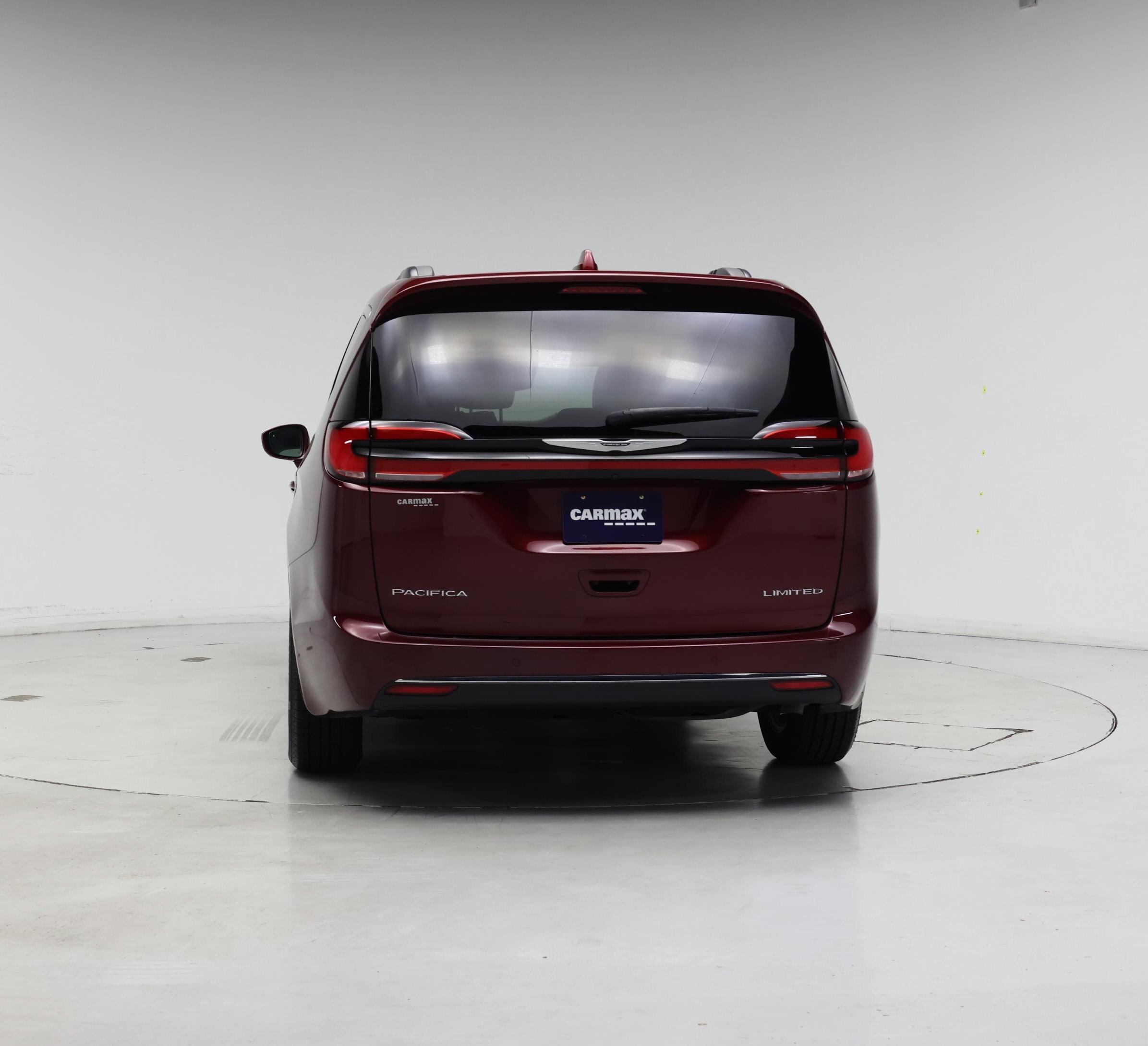 Thumbnail: 2022 Chrysler Pacifica - 6