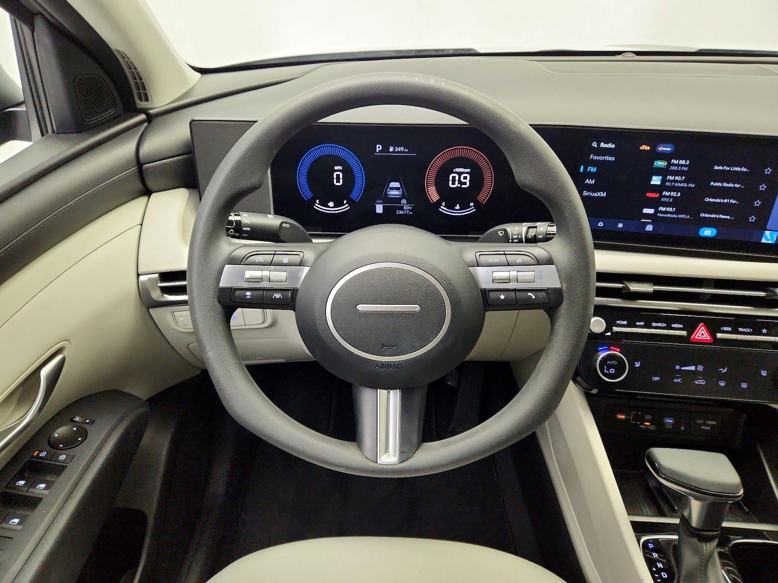 2025 Hyundai Tucson SEL - Photo 11
