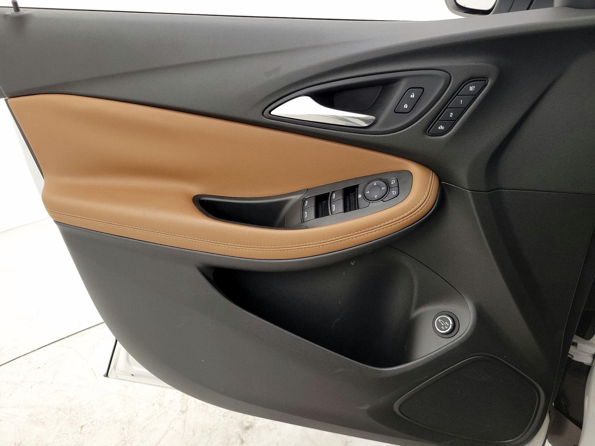 Thumbnail: 2021 Buick Encore GX - 12