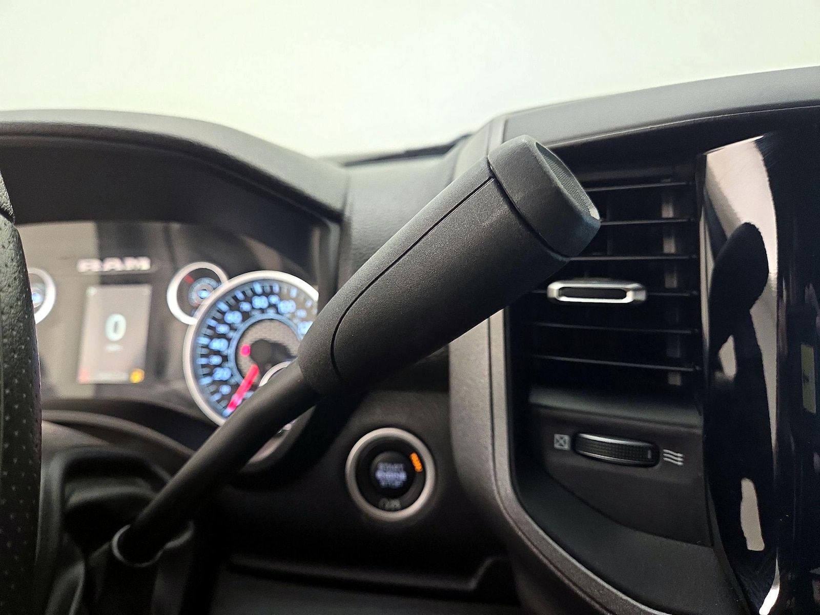 2024 RAM Ram 2500 Pickup Tradesman - Photo 19