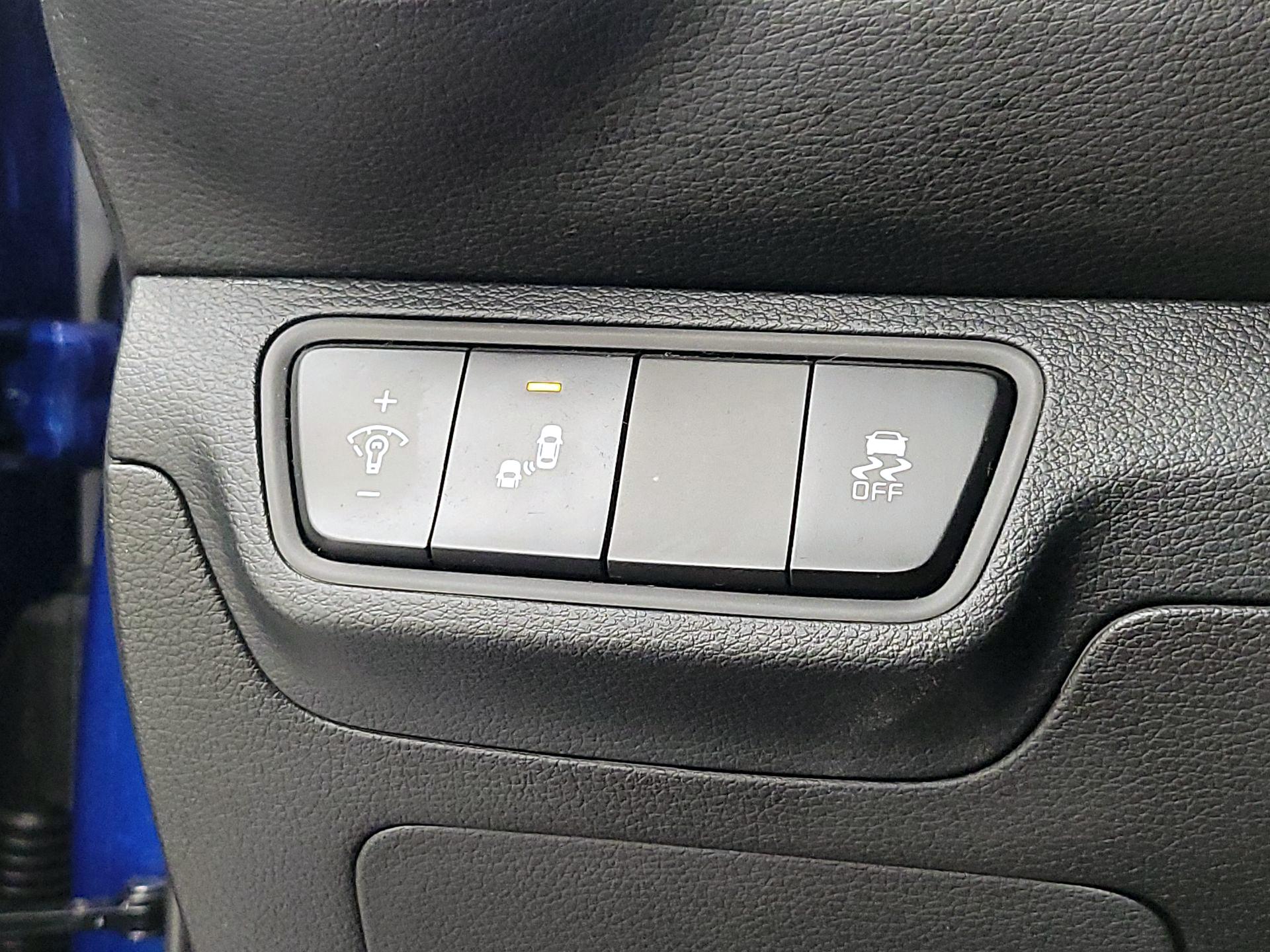 Thumbnail: 2024 Kia Forte - 13