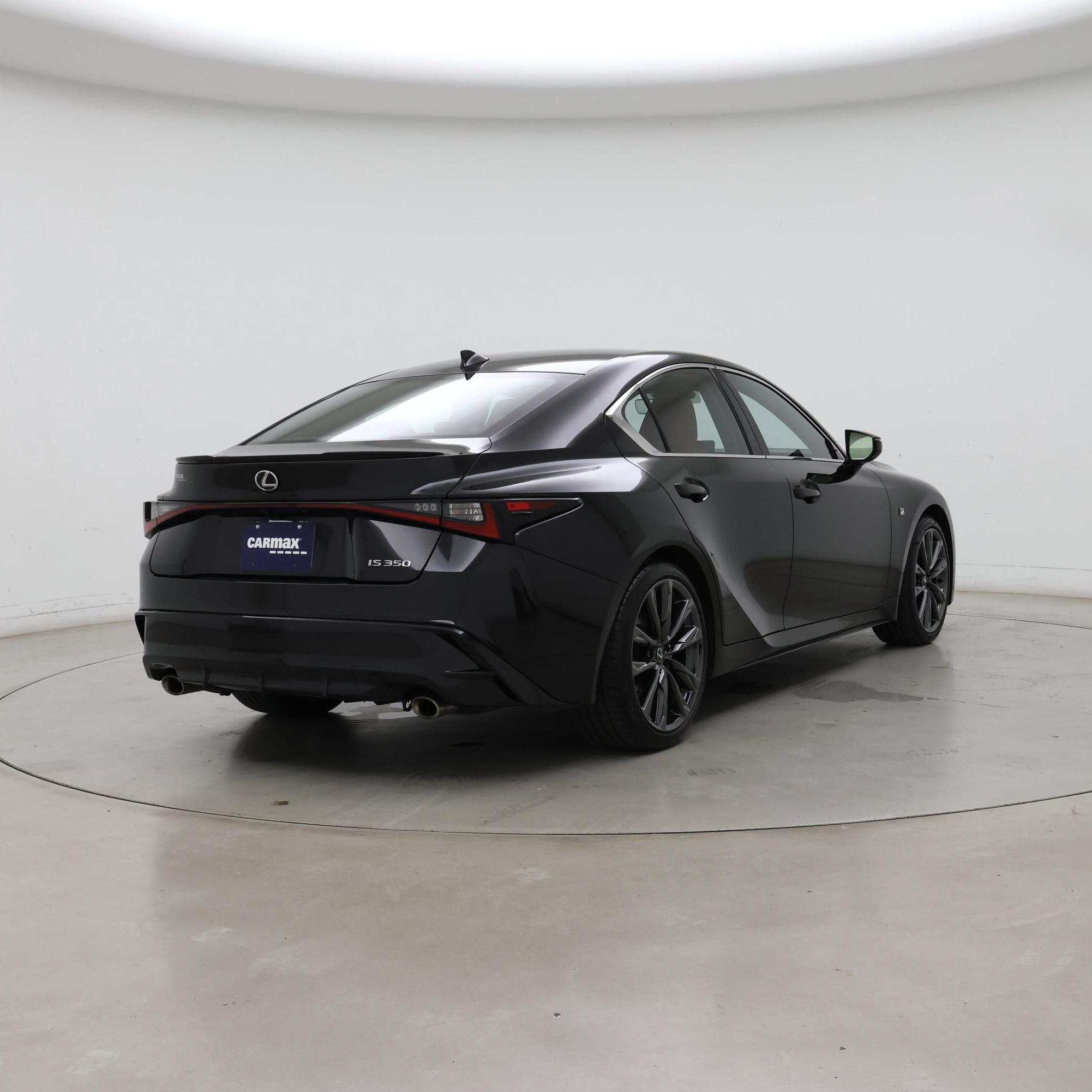 Thumbnail: 2024 Lexus IS - 8