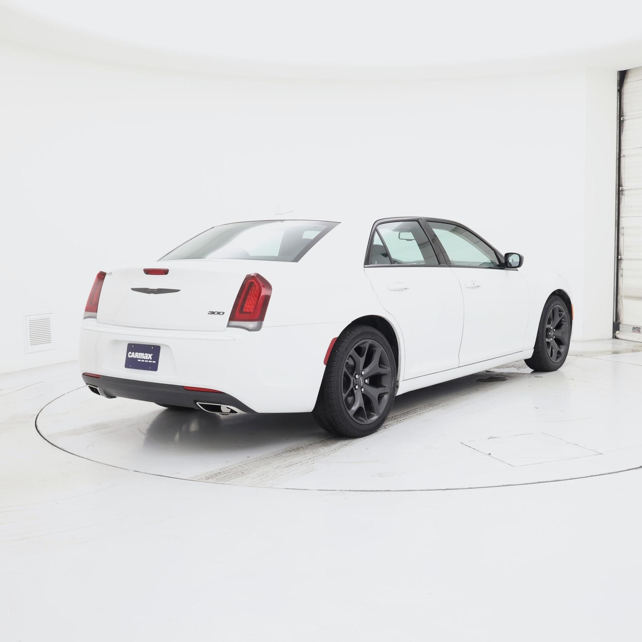 Thumbnail: 2022 Chrysler 300 - 8