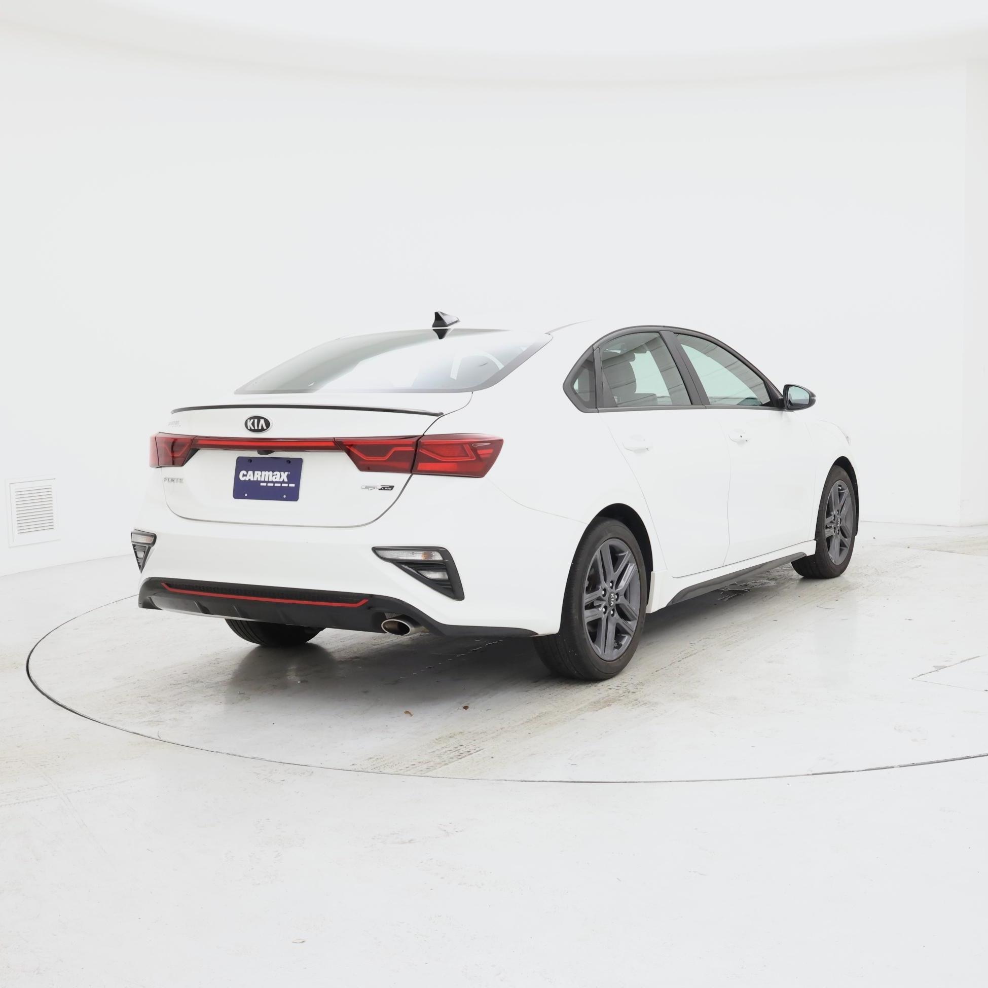 Thumbnail: 2021 Kia Forte - 8