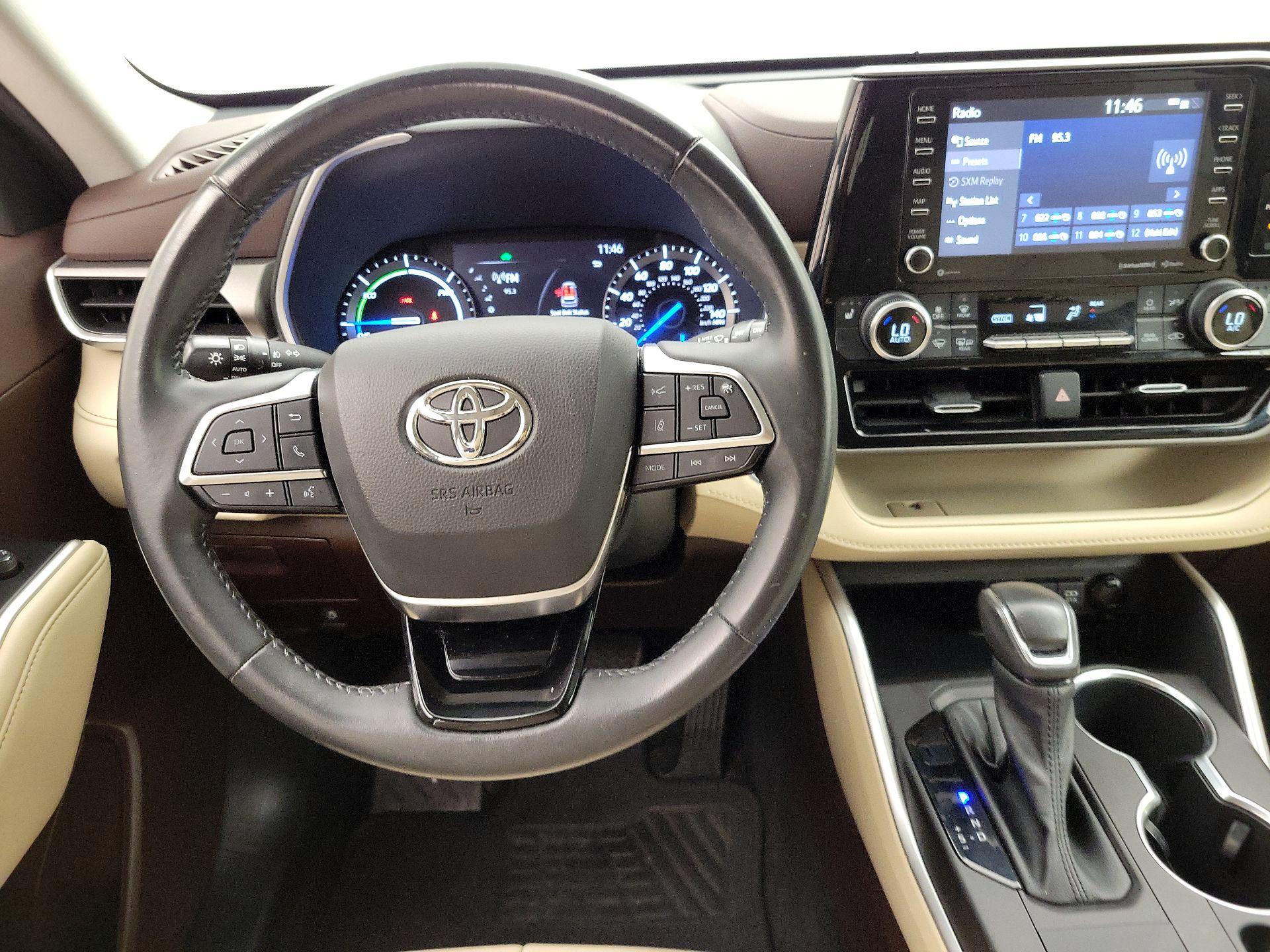 Thumbnail: 2021 Toyota Highlander - 10