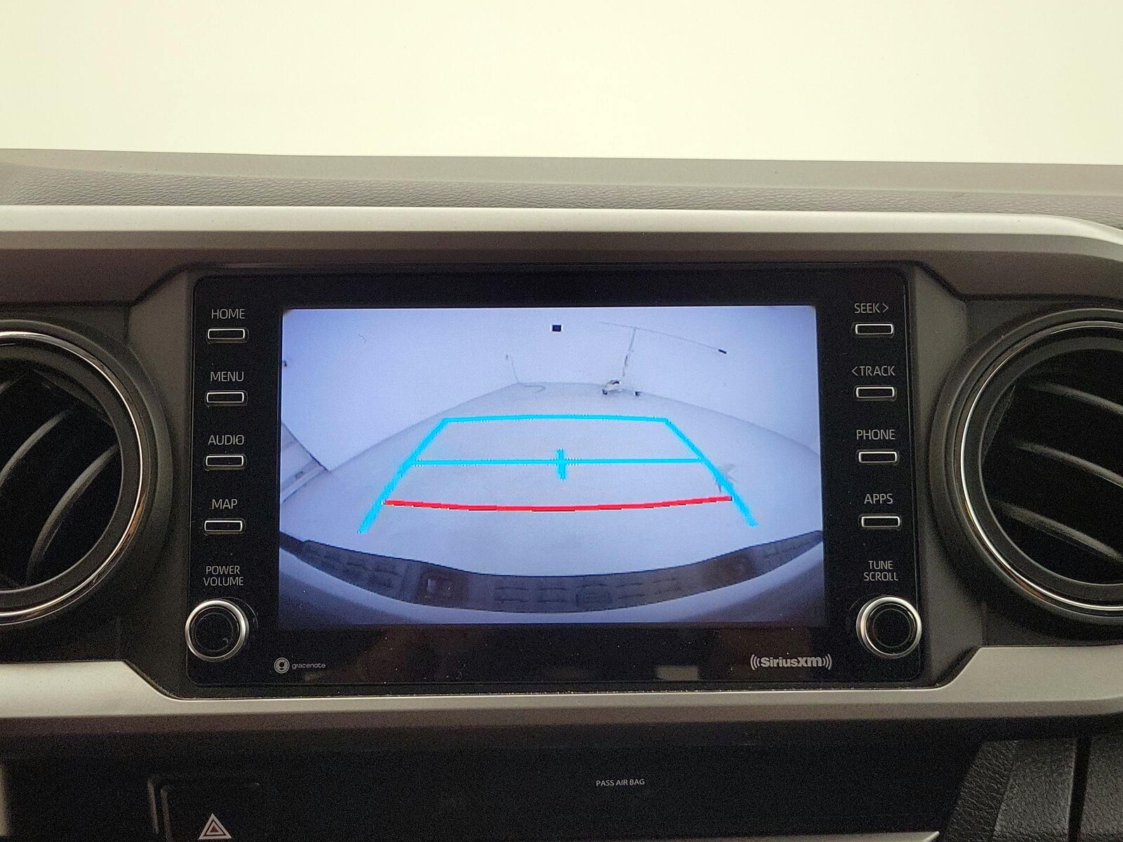 2020 Toyota Tacoma SR5 - Photo 15