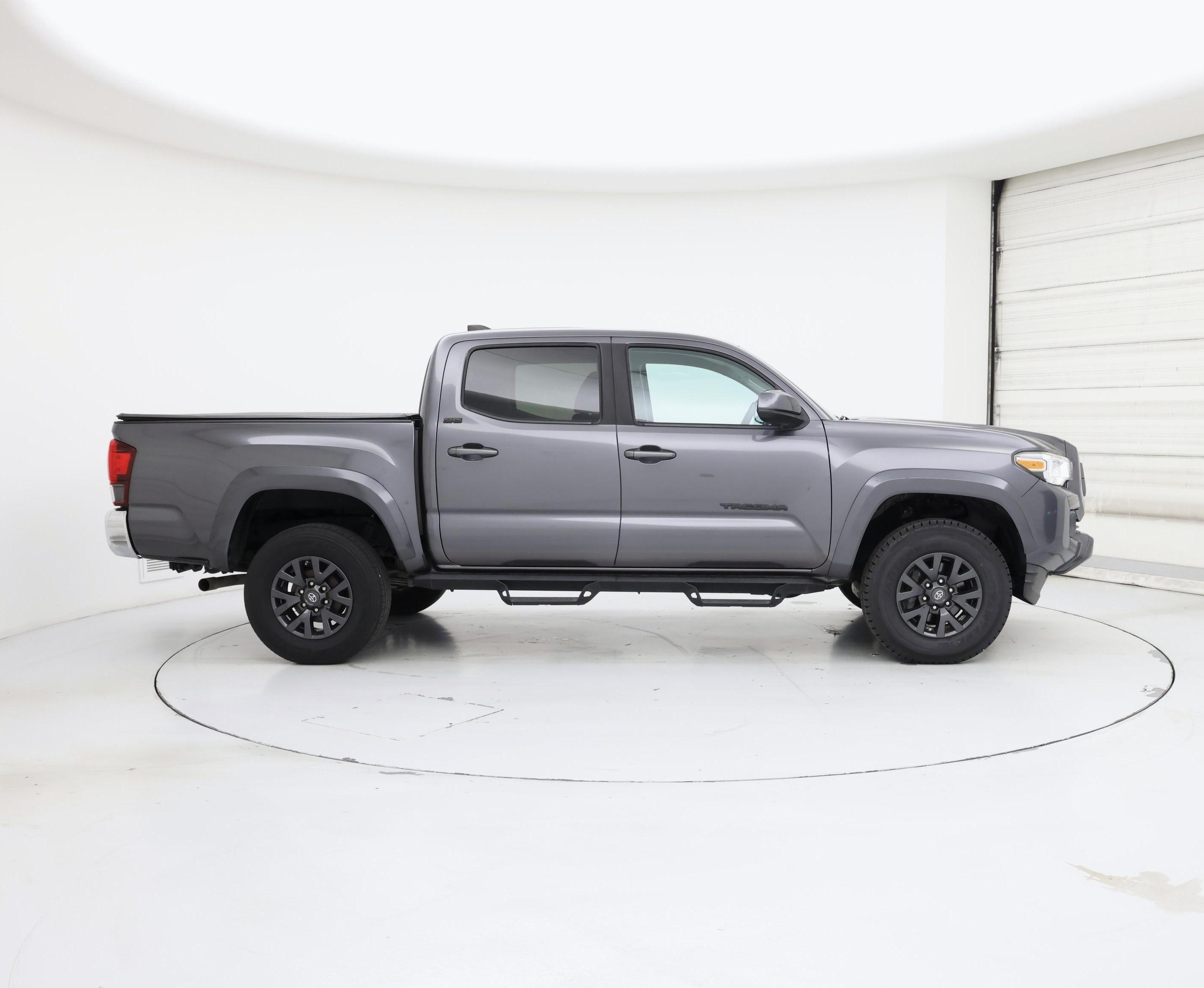 Thumbnail: 2020 Toyota Tacoma - 7