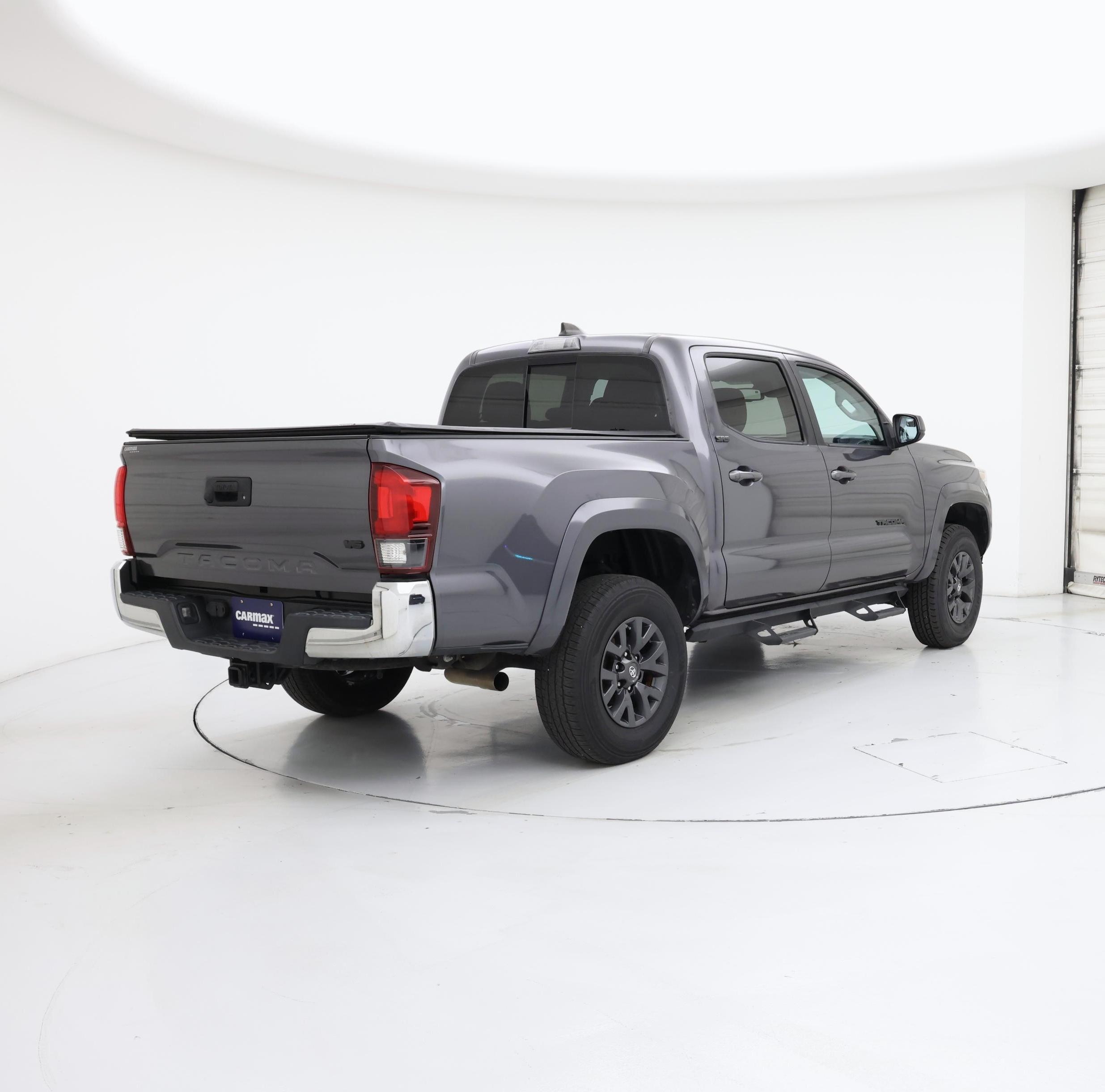 Thumbnail: 2020 Toyota Tacoma - 8