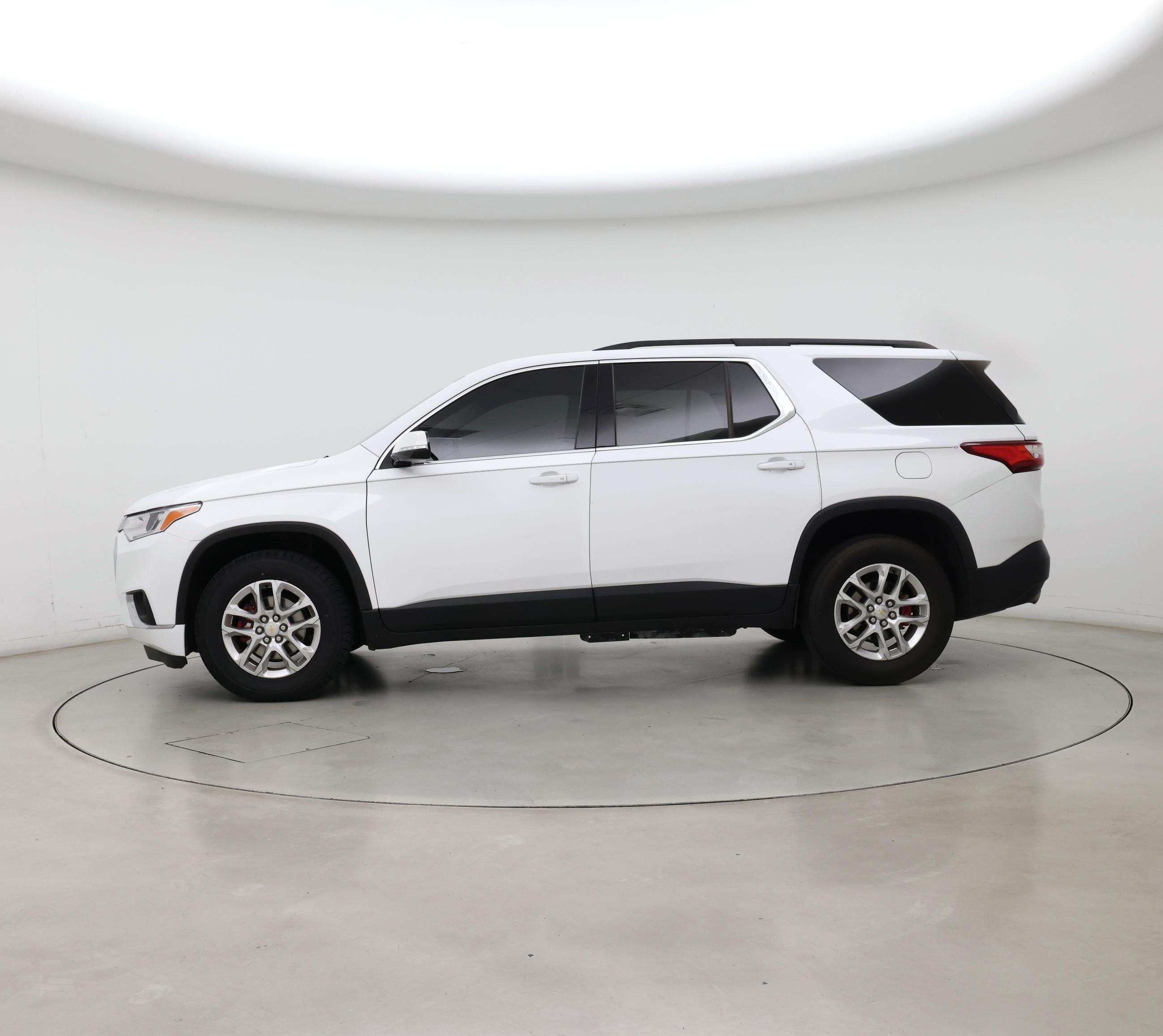Thumbnail: 2020 Chevrolet Traverse - 3