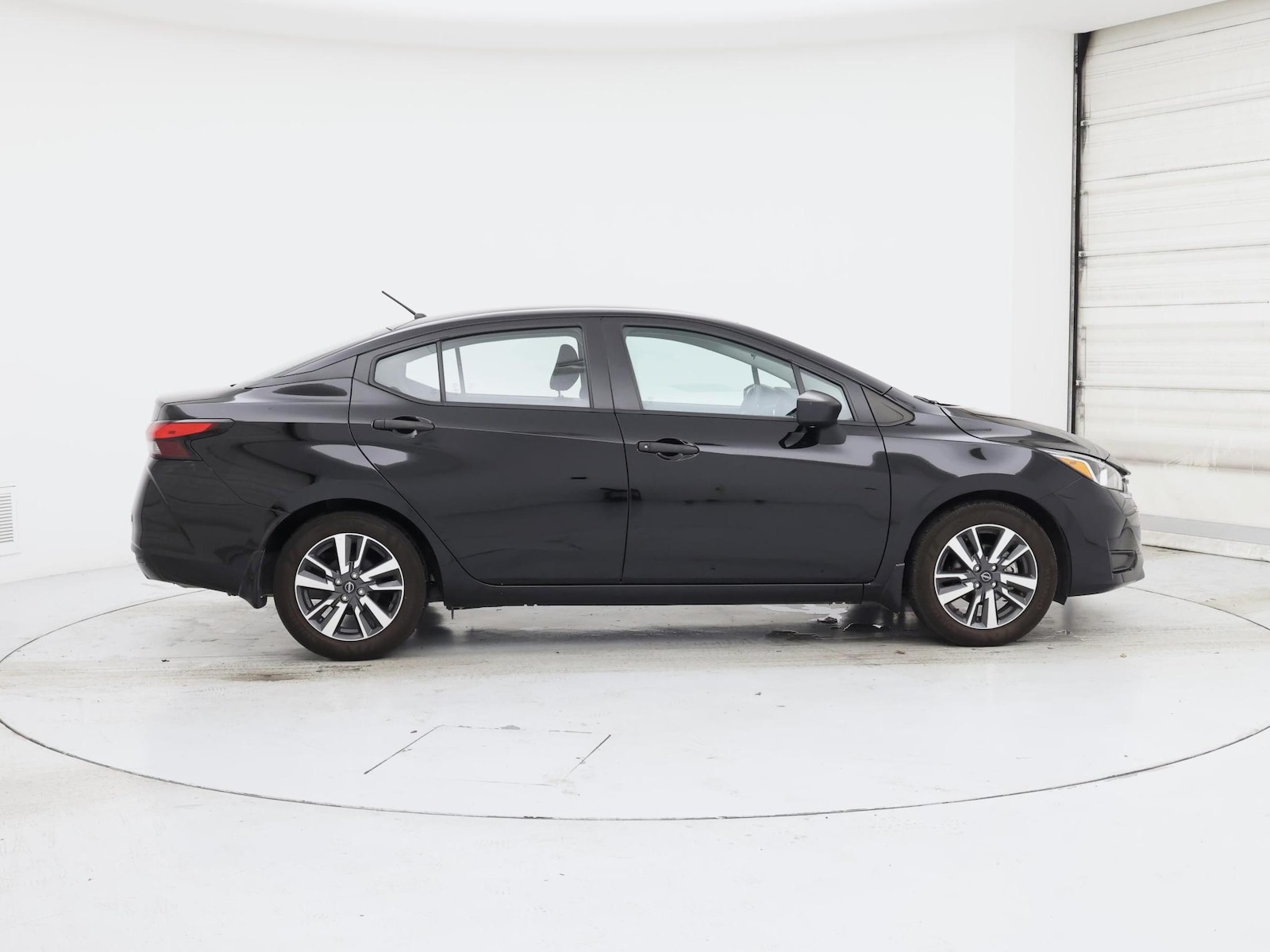 2024 Nissan Versa Sedan S - Photo 8