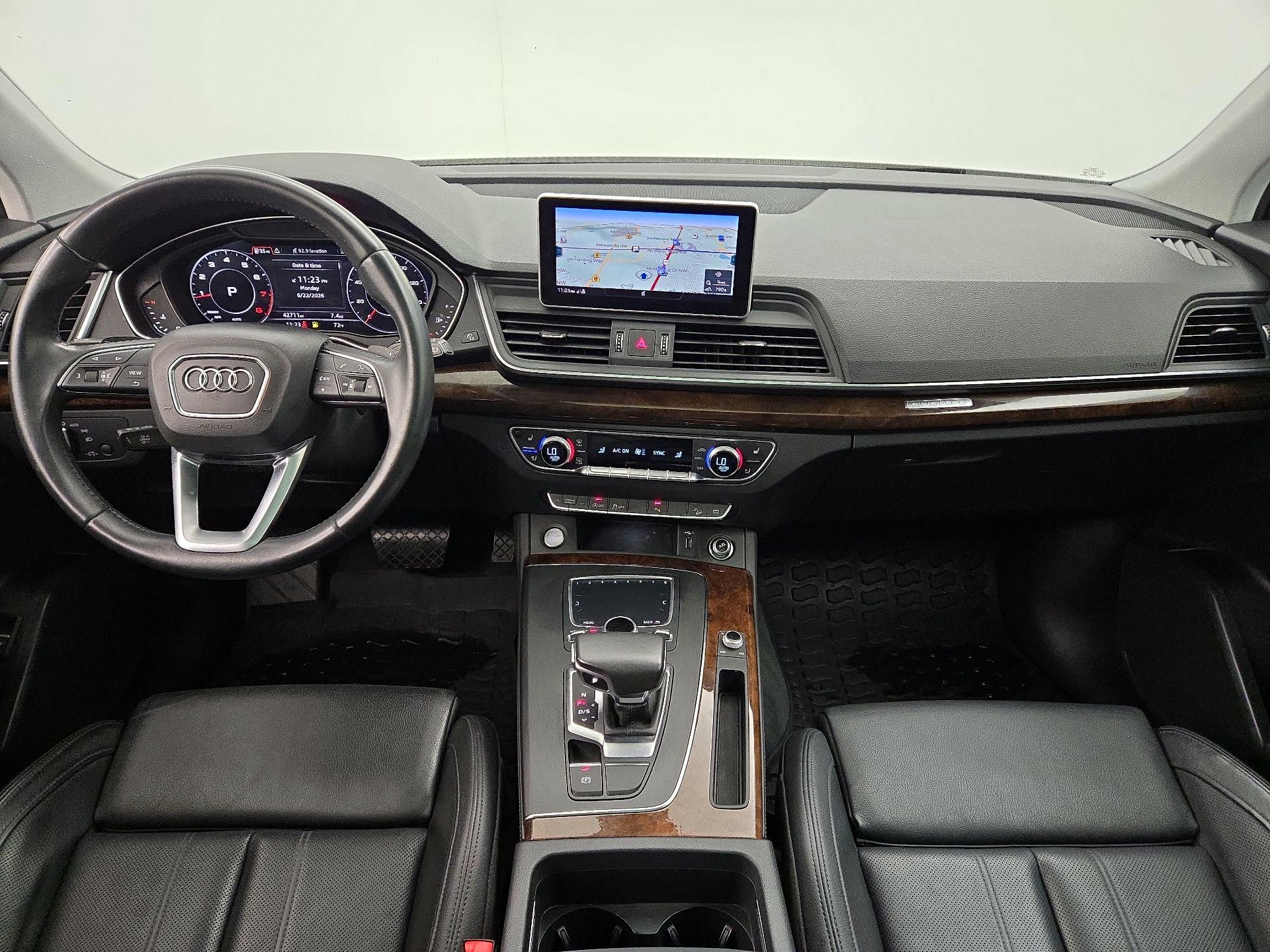 Thumbnail: 2020 Audi Q5 - 9