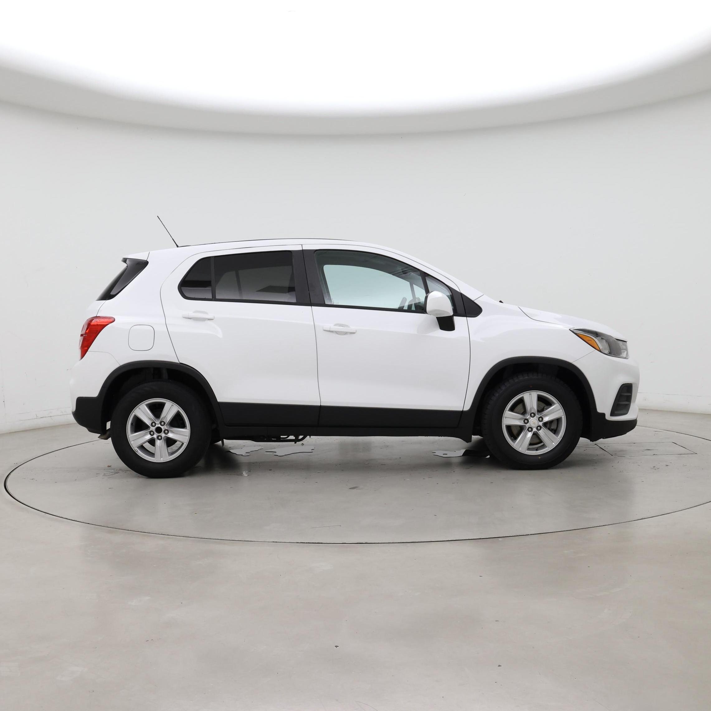 Thumbnail: 2022 Chevrolet Trax - 7