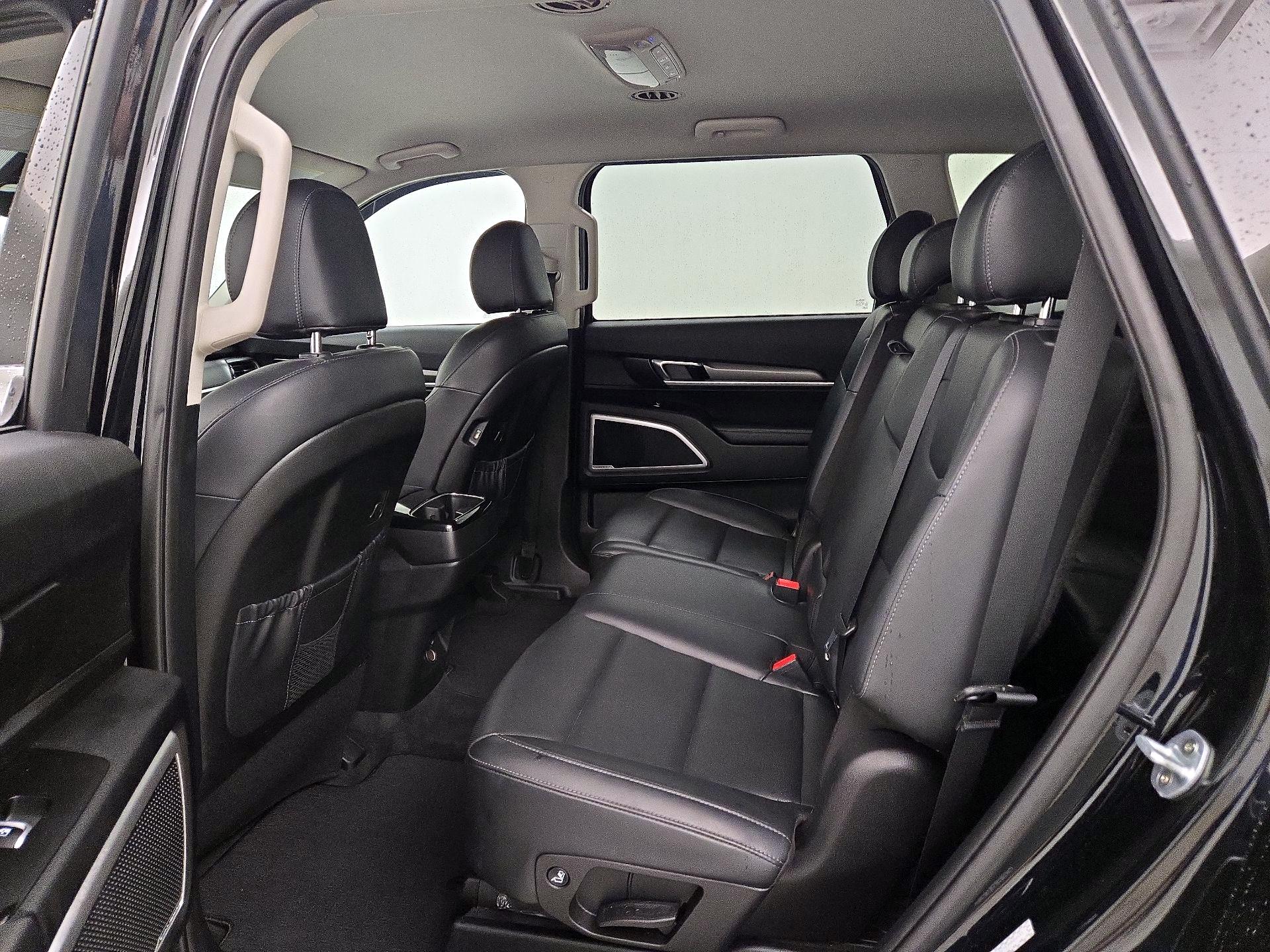 Thumbnail: 2020 Kia Telluride - 19